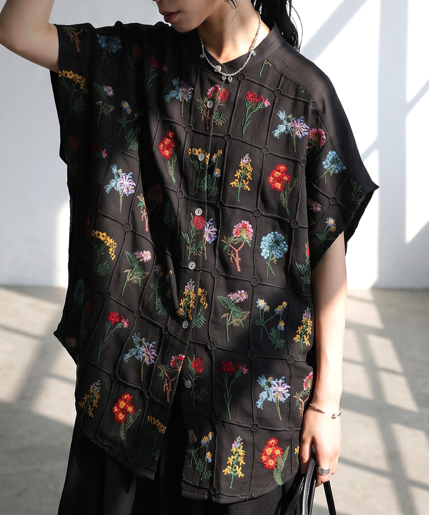Band Collar Floral Embroidered Shirt Ladies