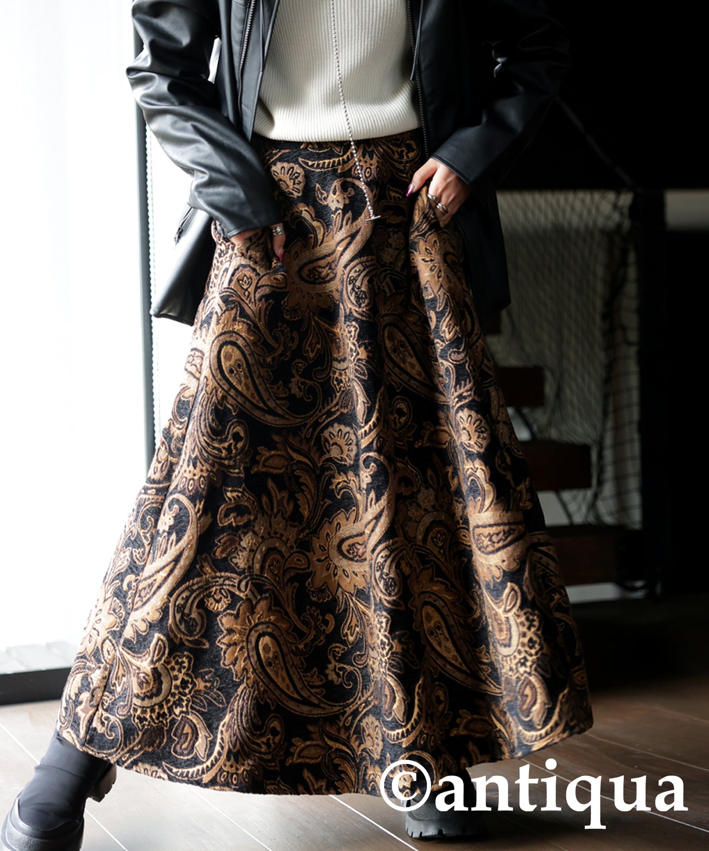 Jacquard Paisley Pattern Skirt Ladies