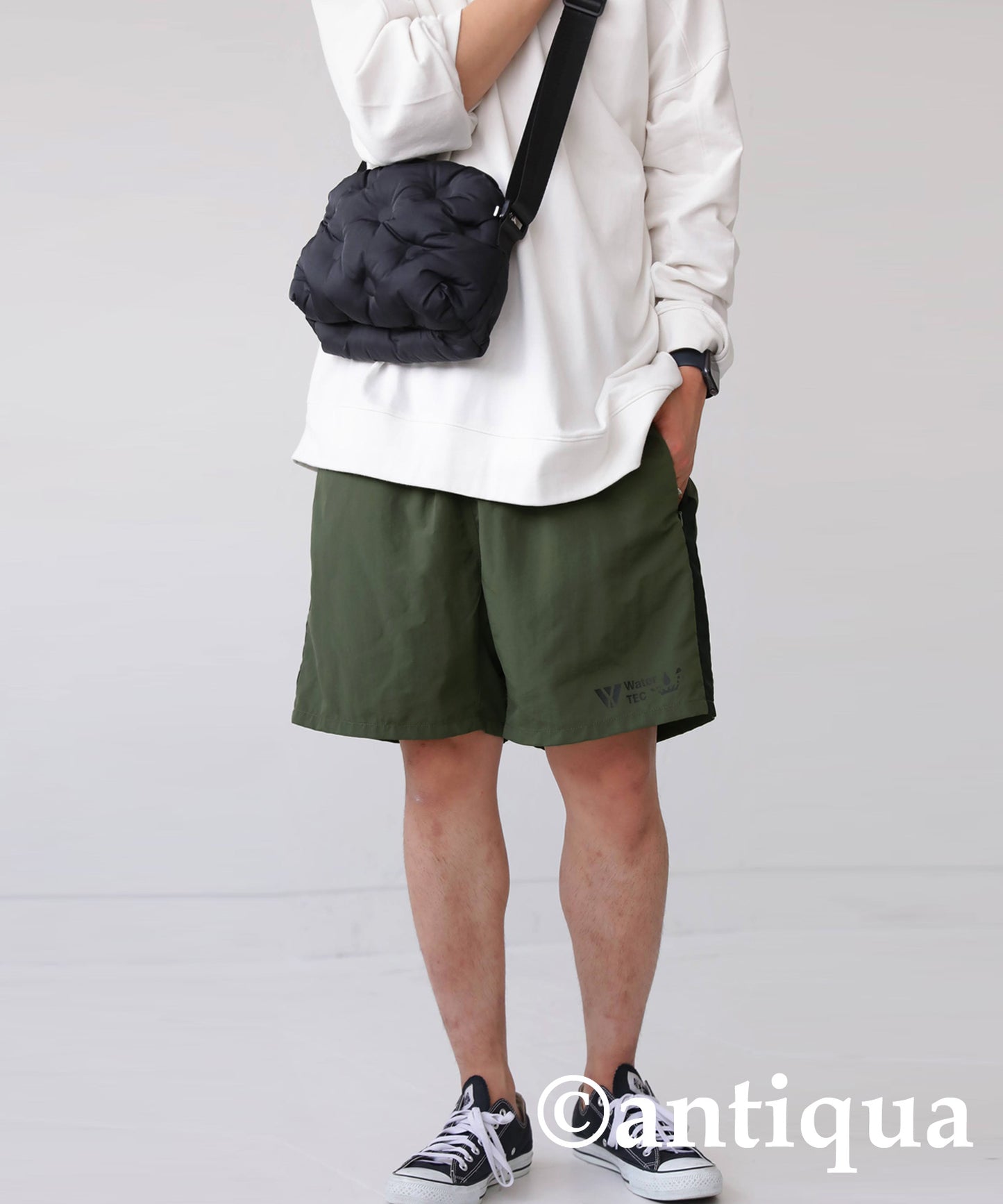 Water -repellent line pants for amphibious Men's shorts