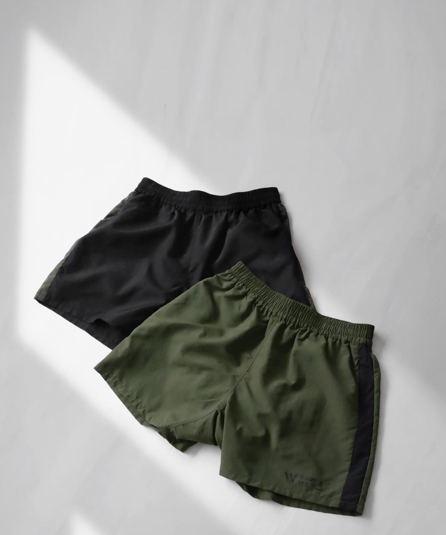 Water -repellent line pants for amphibious Men's shorts