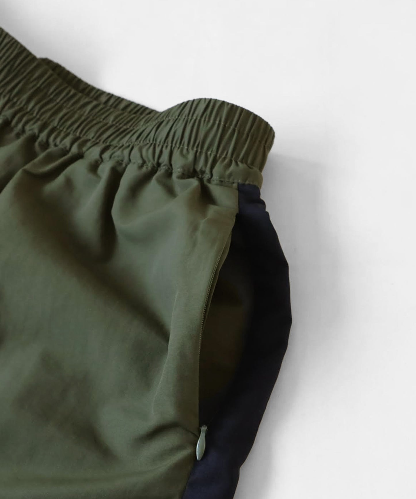 Water -repellent line pants for amphibious Ladies shorts