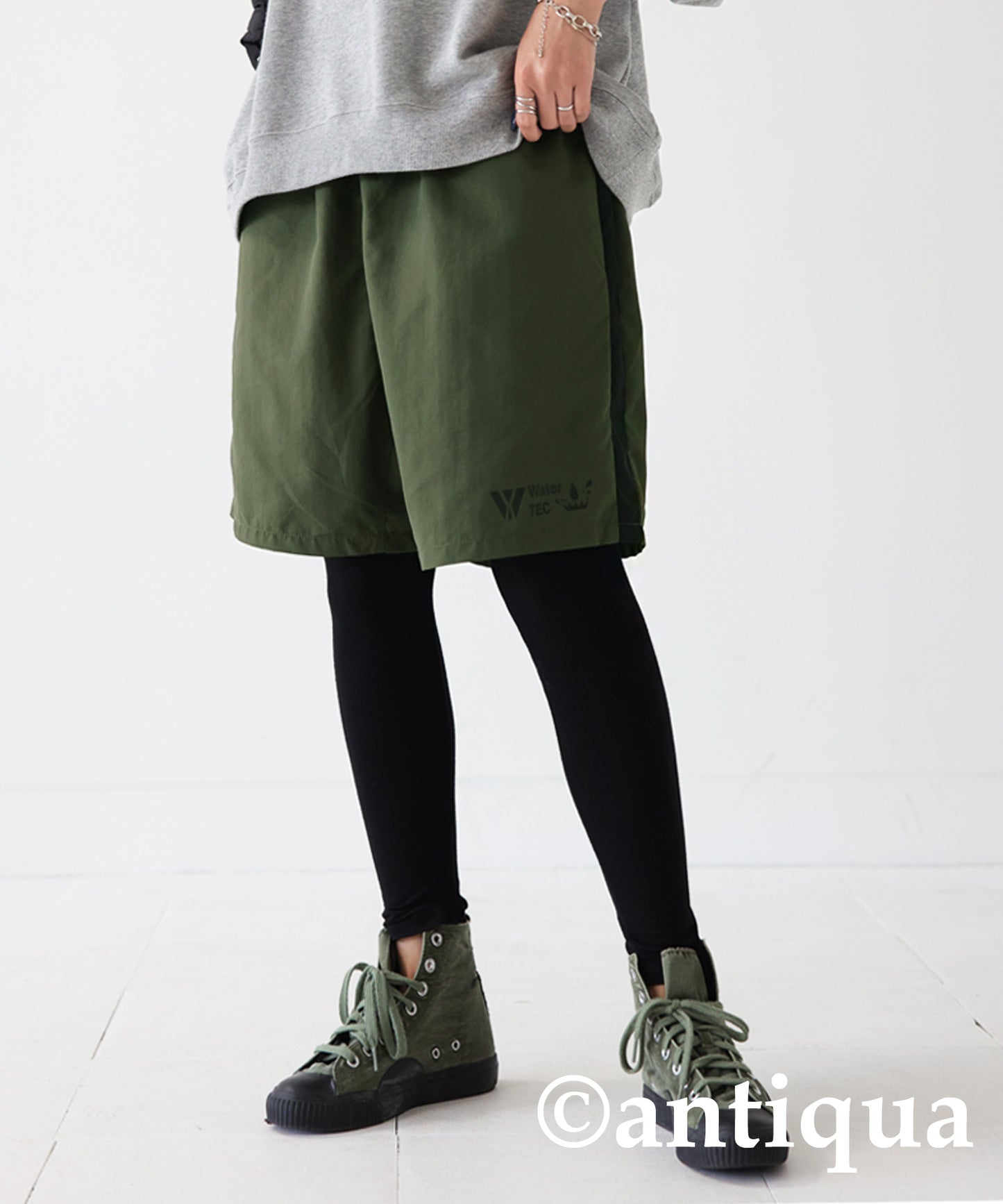 Water -repellent line pants for amphibious Ladies shorts