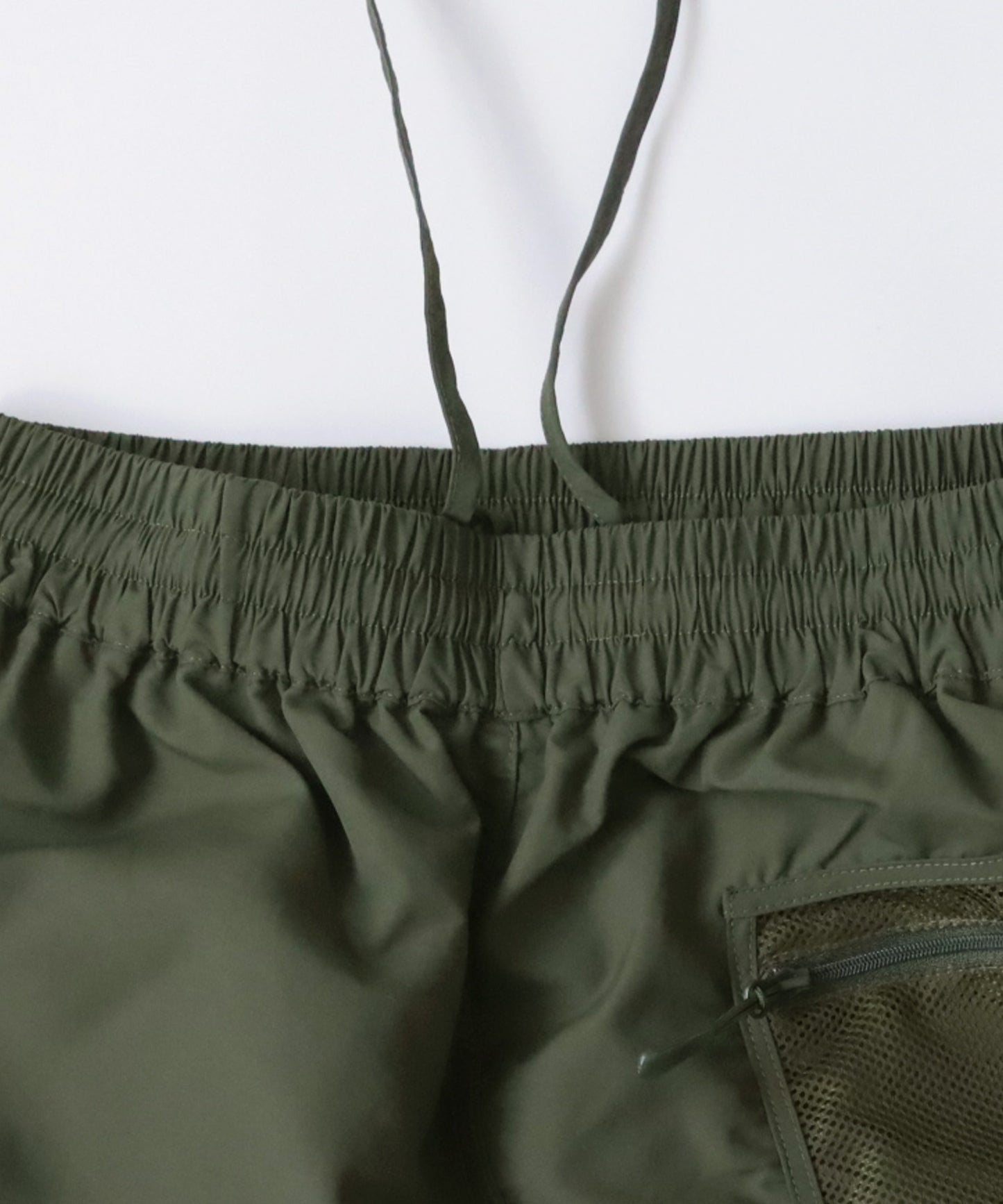 Water -repellent pants for amphibious Men's shorts plain