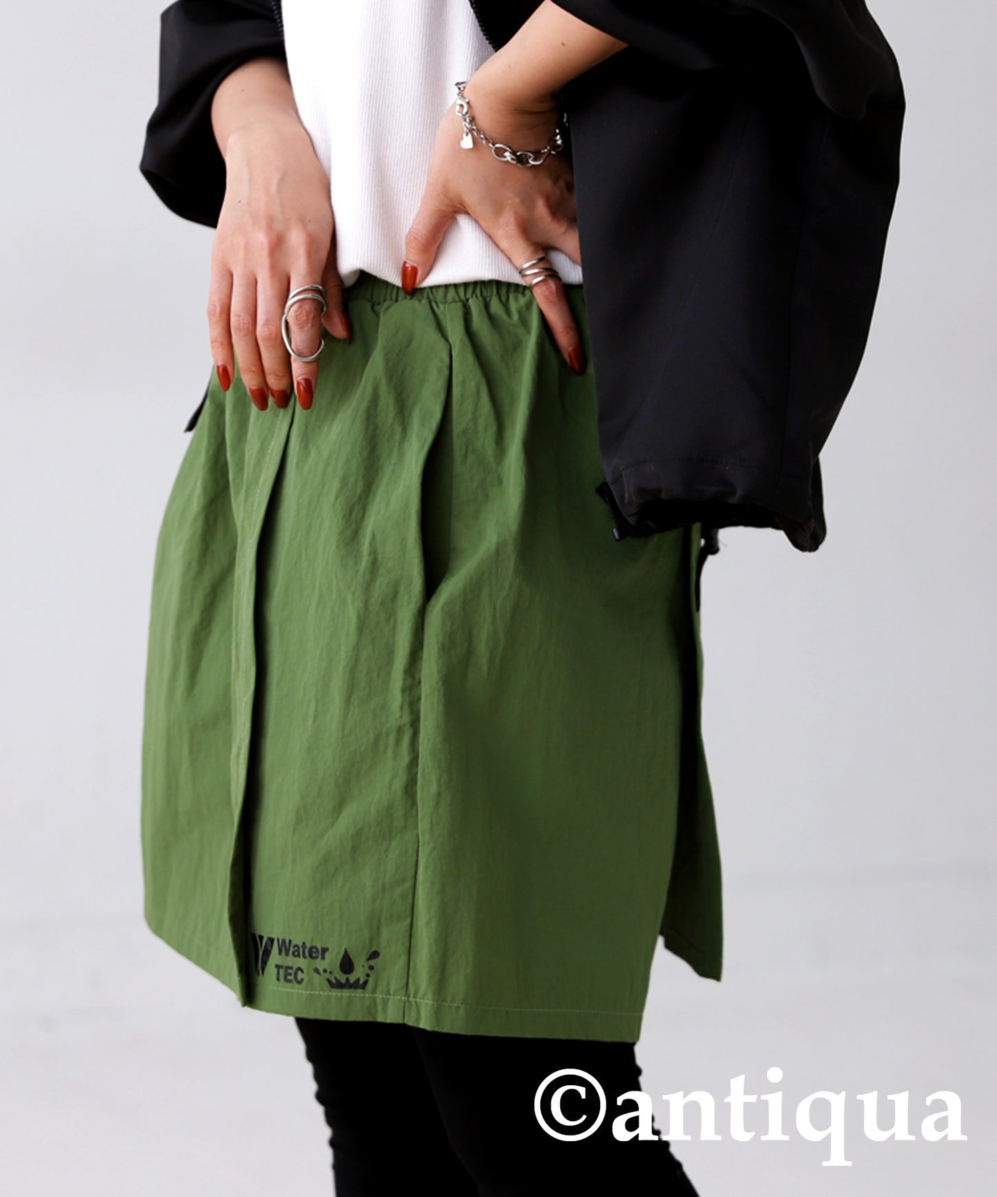 Water -repellent Ladies skirt for amphibious