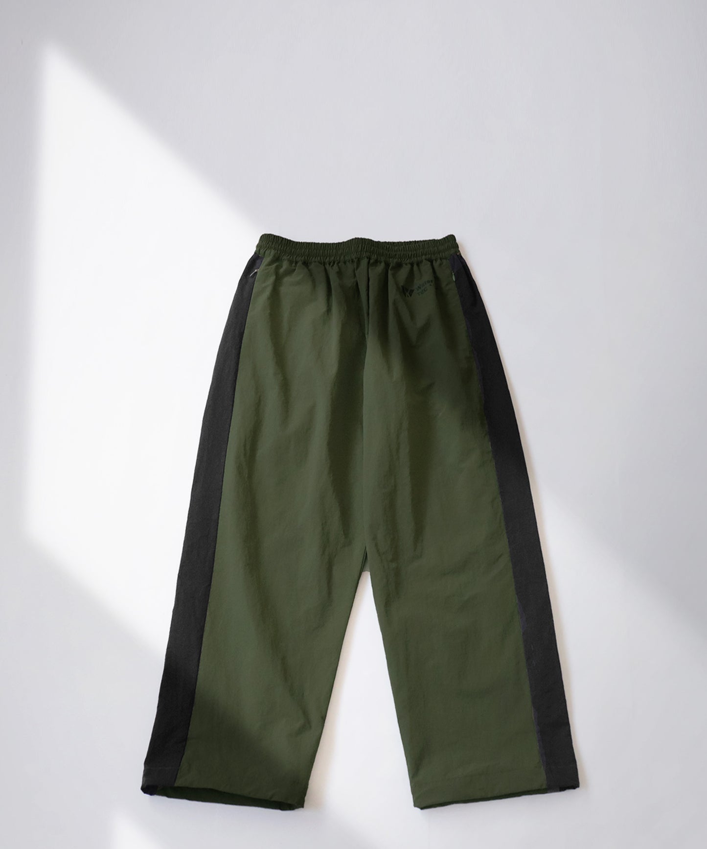 Water -repellent Ladies full-length pants for amphibious