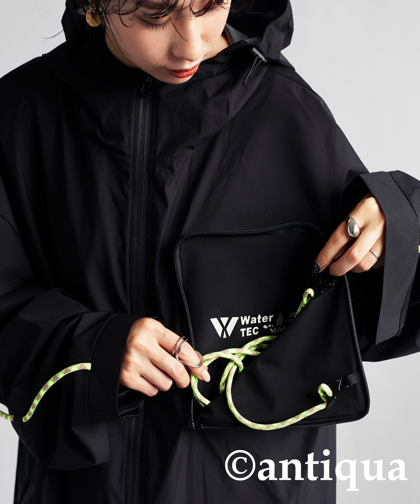 UV -Cut Water -Repellent Hoodie Ladies