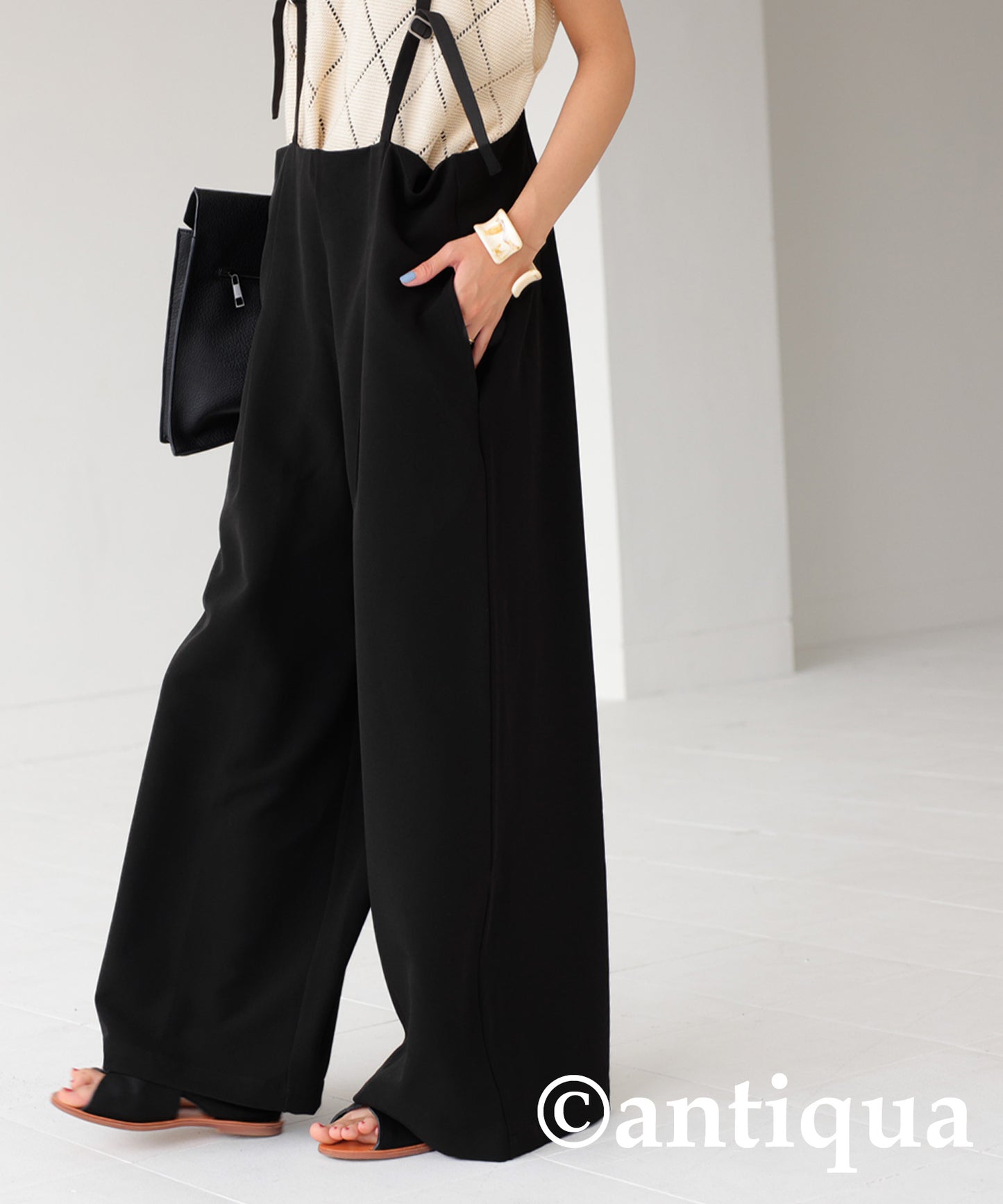 Wide pants with suspenders Ladies