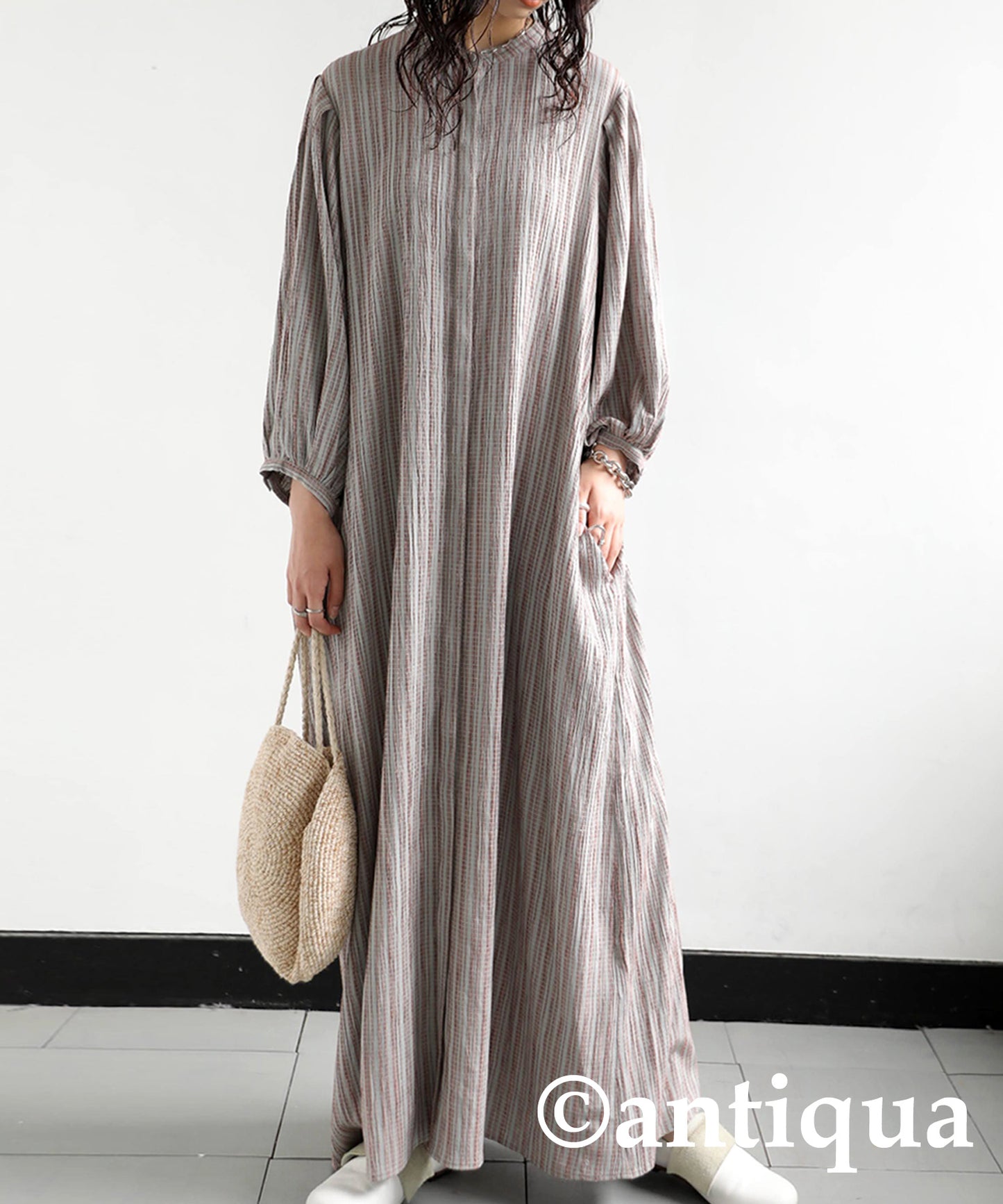 Volume sleeve dress Ladies