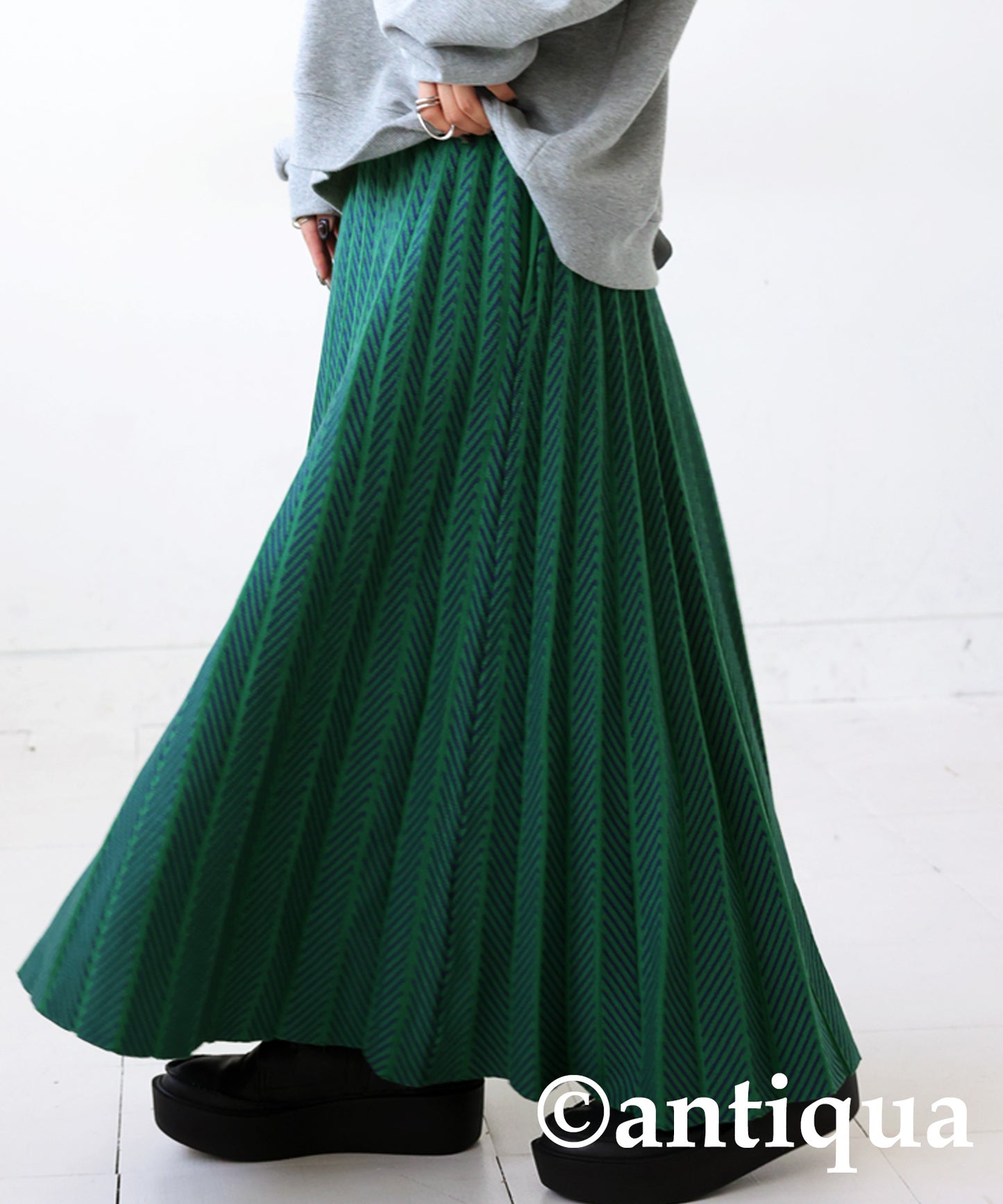 Jacquard weaving pleated skirt Ladies