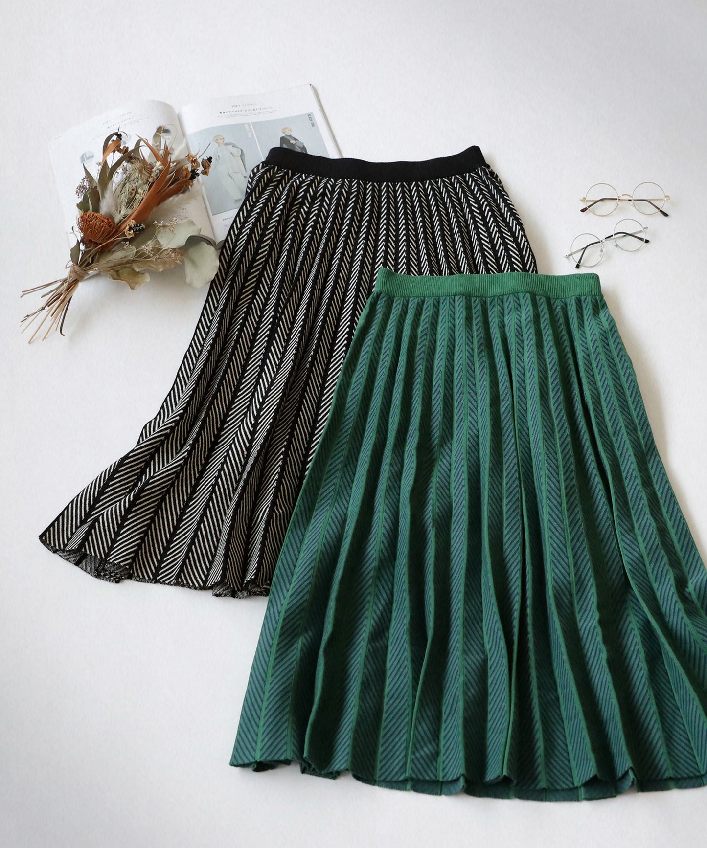 Jacquard weaving pleated skirt Ladies