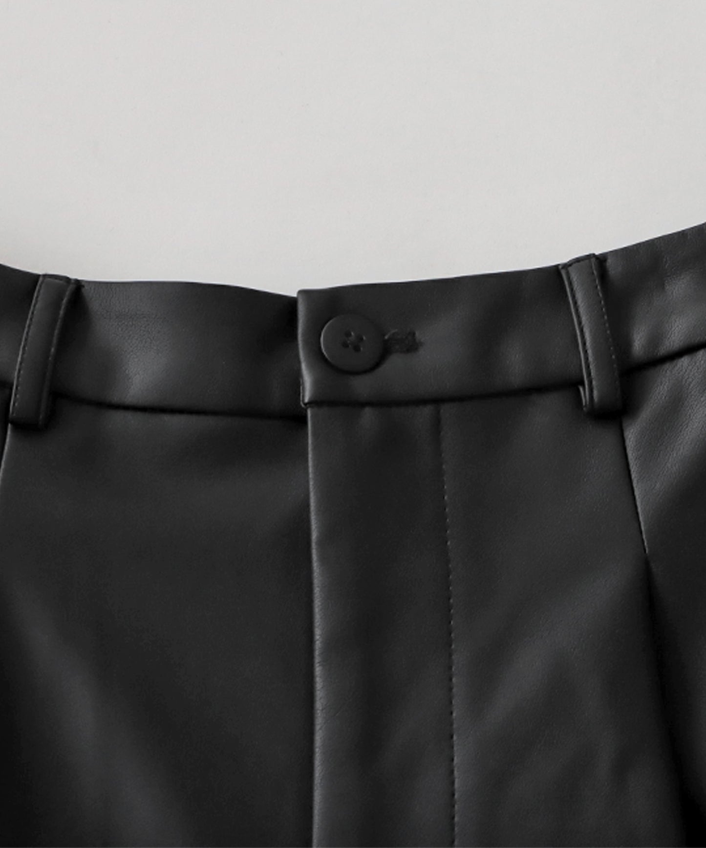 Ladies shorts vegan leather knee-length