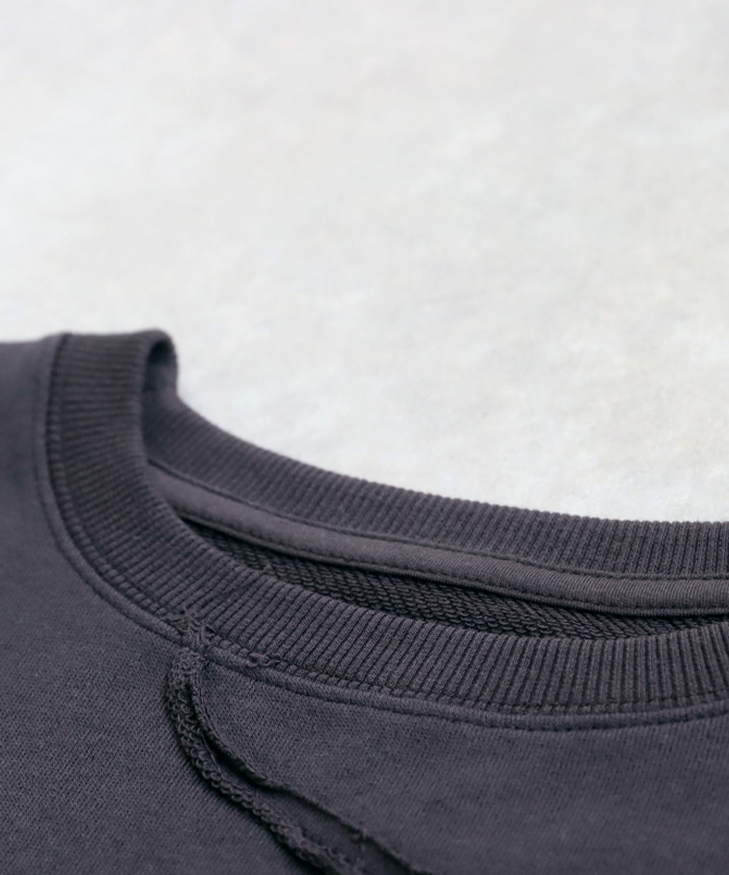 Raw Edge Design Sweatshirts Ladies