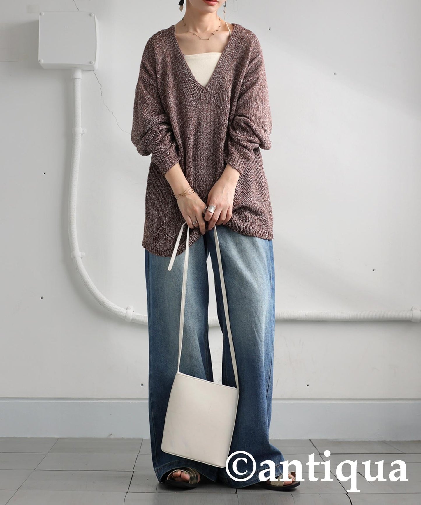 Ladies V-Neck Slub Knit