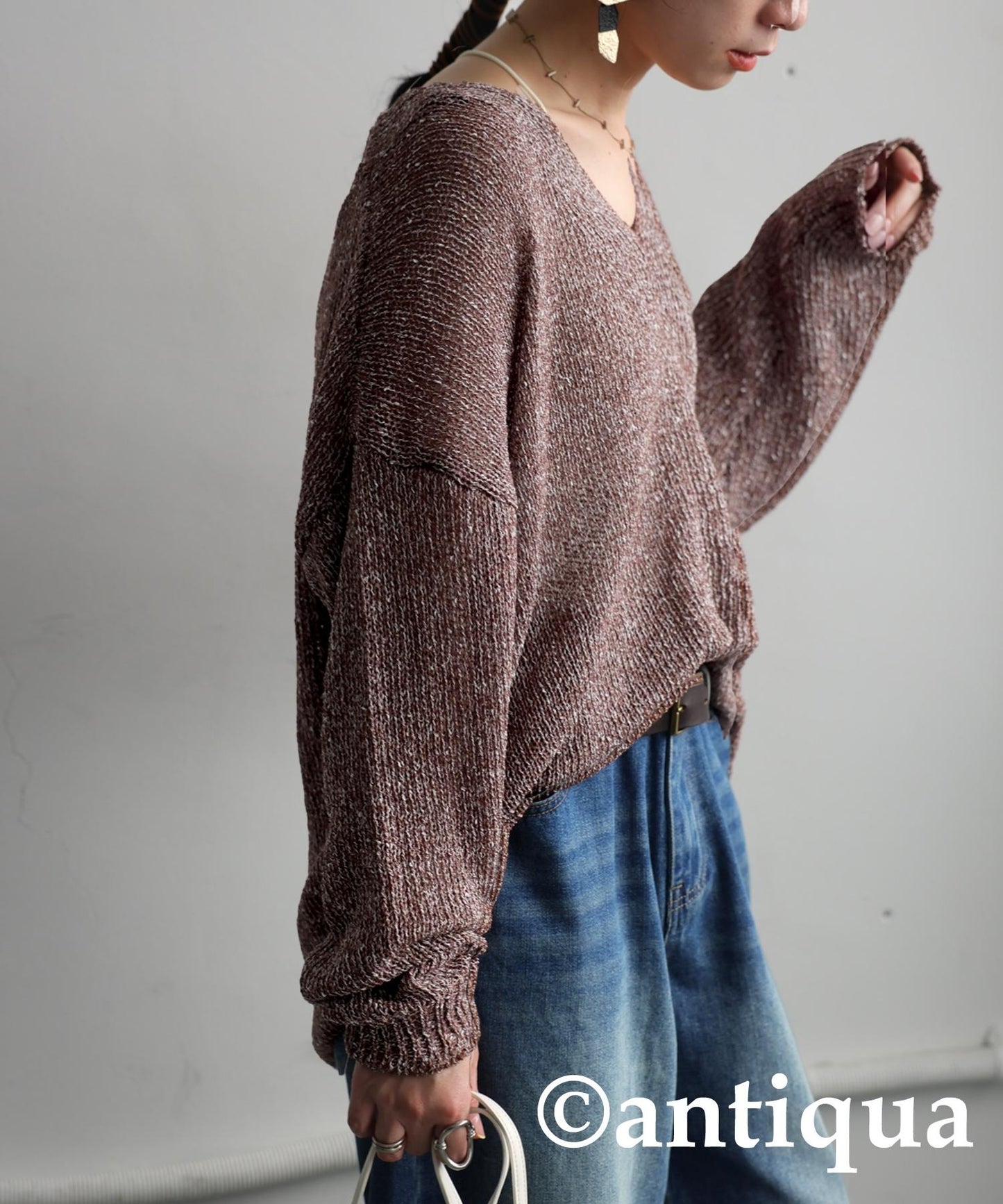 Ladies V-Neck Slub Knit