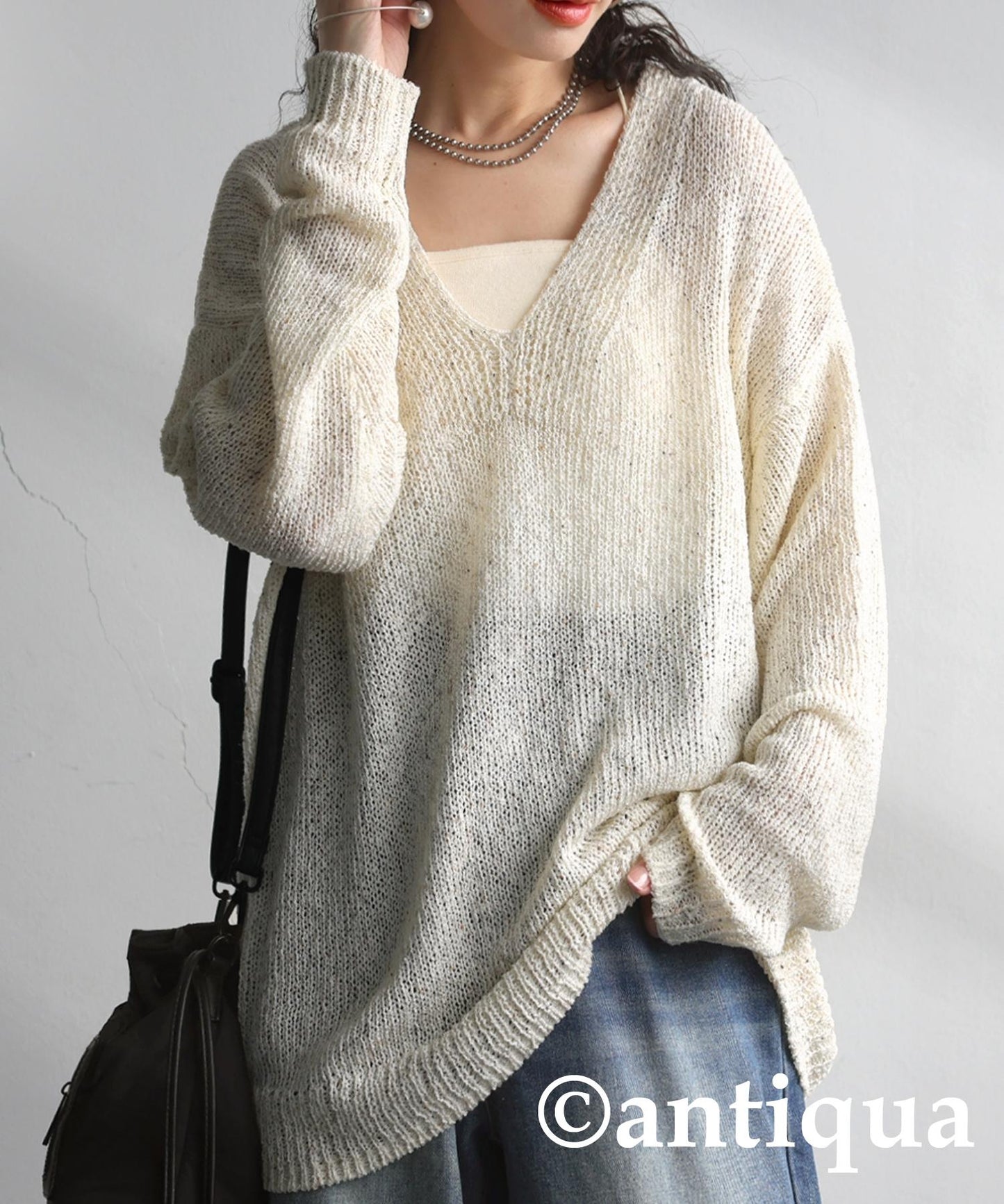 Ladies V-Neck Slub Knit