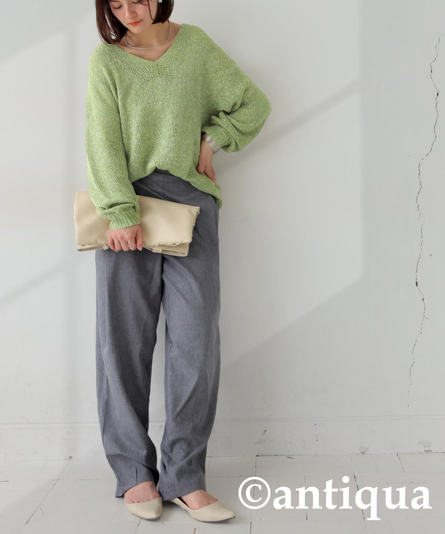 Ladies V-Neck Slub Knit