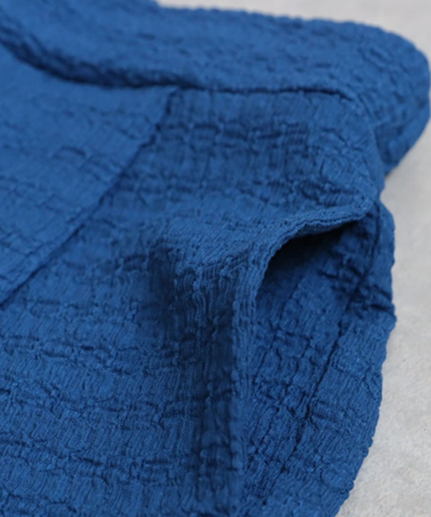 Ladies Puffy Jacquard Tucked Pants