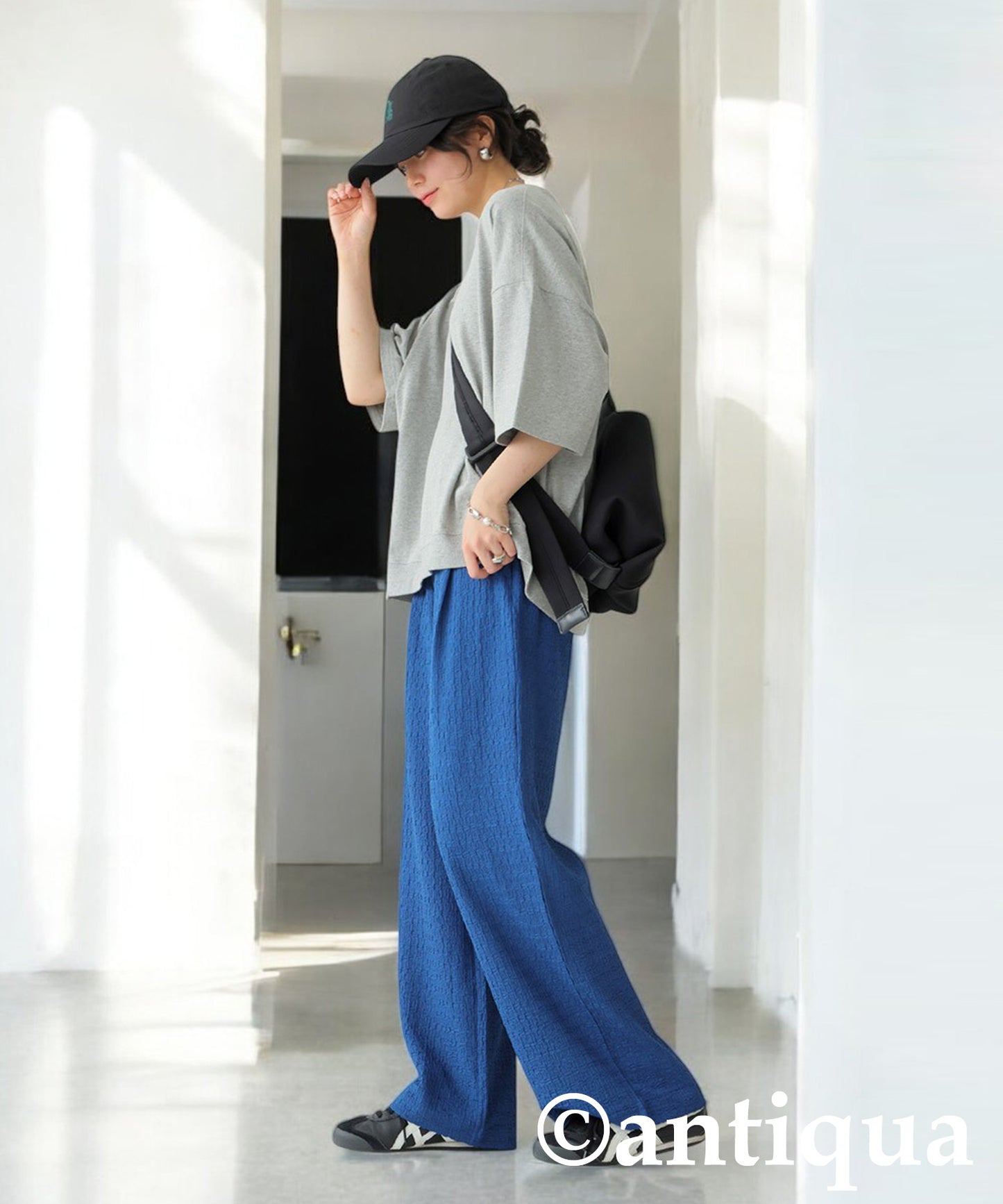 Ladies Puffy Jacquard Tucked Pants