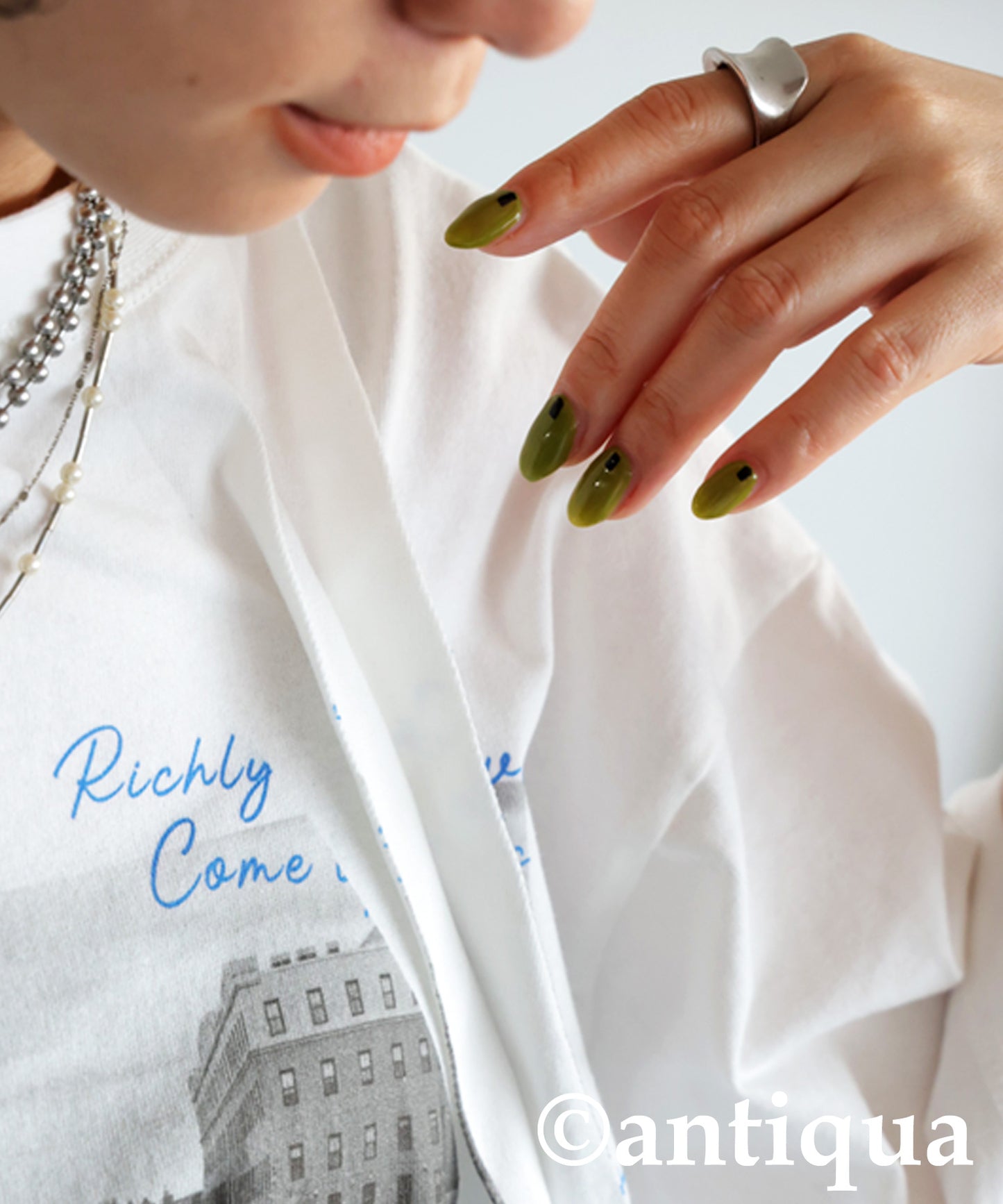 Ladies 3D Tuck Design T-Shirt