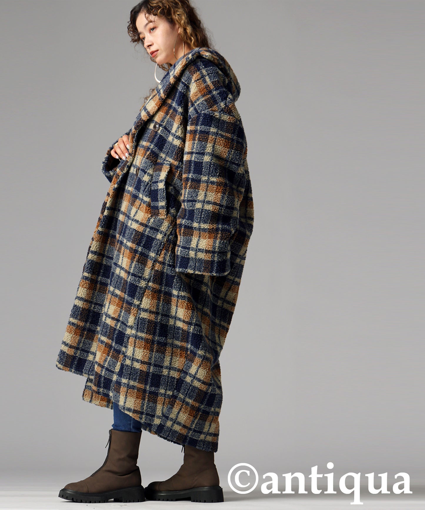 Checked Boa coat Ladies