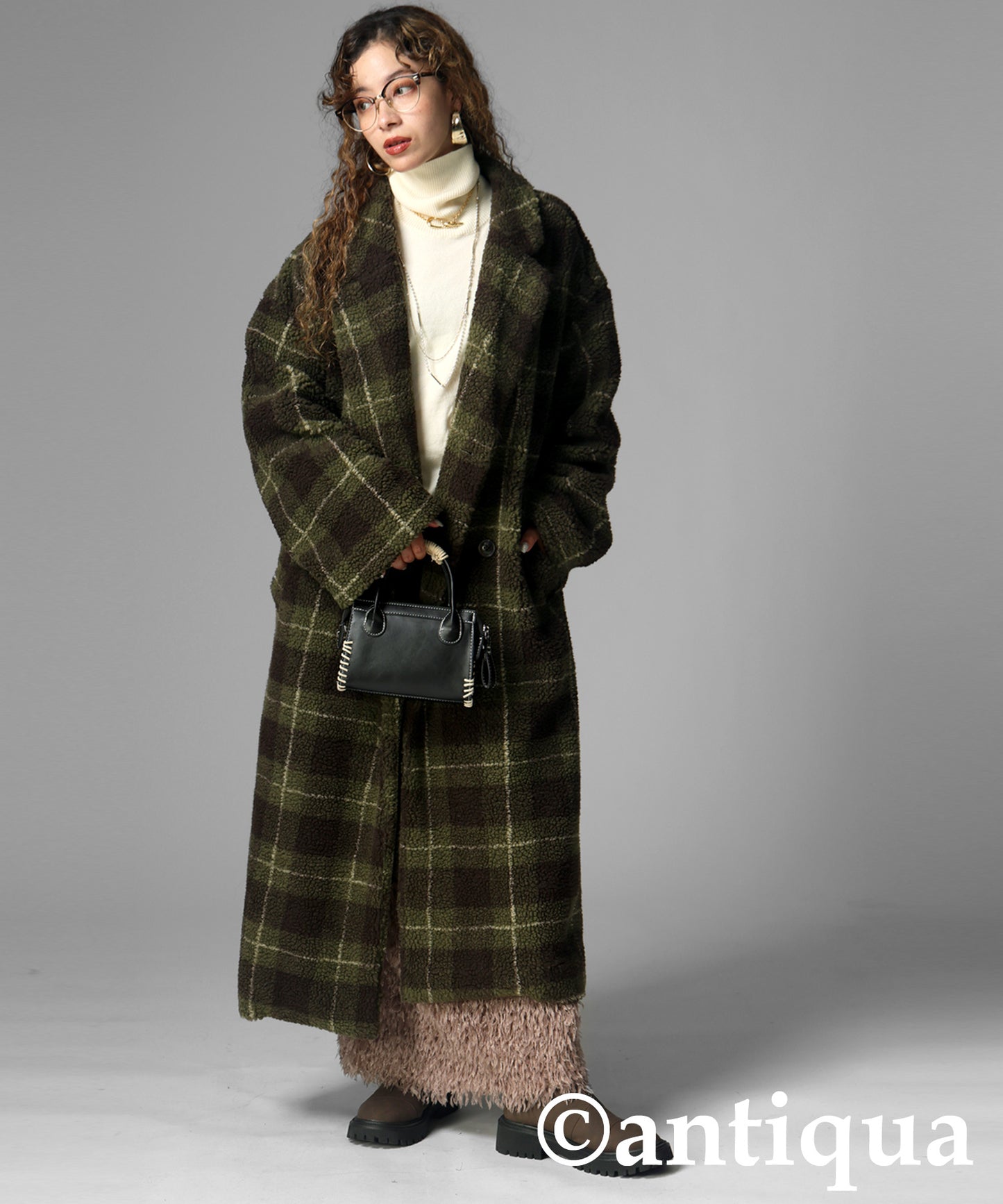 Checked Boa coat Ladies