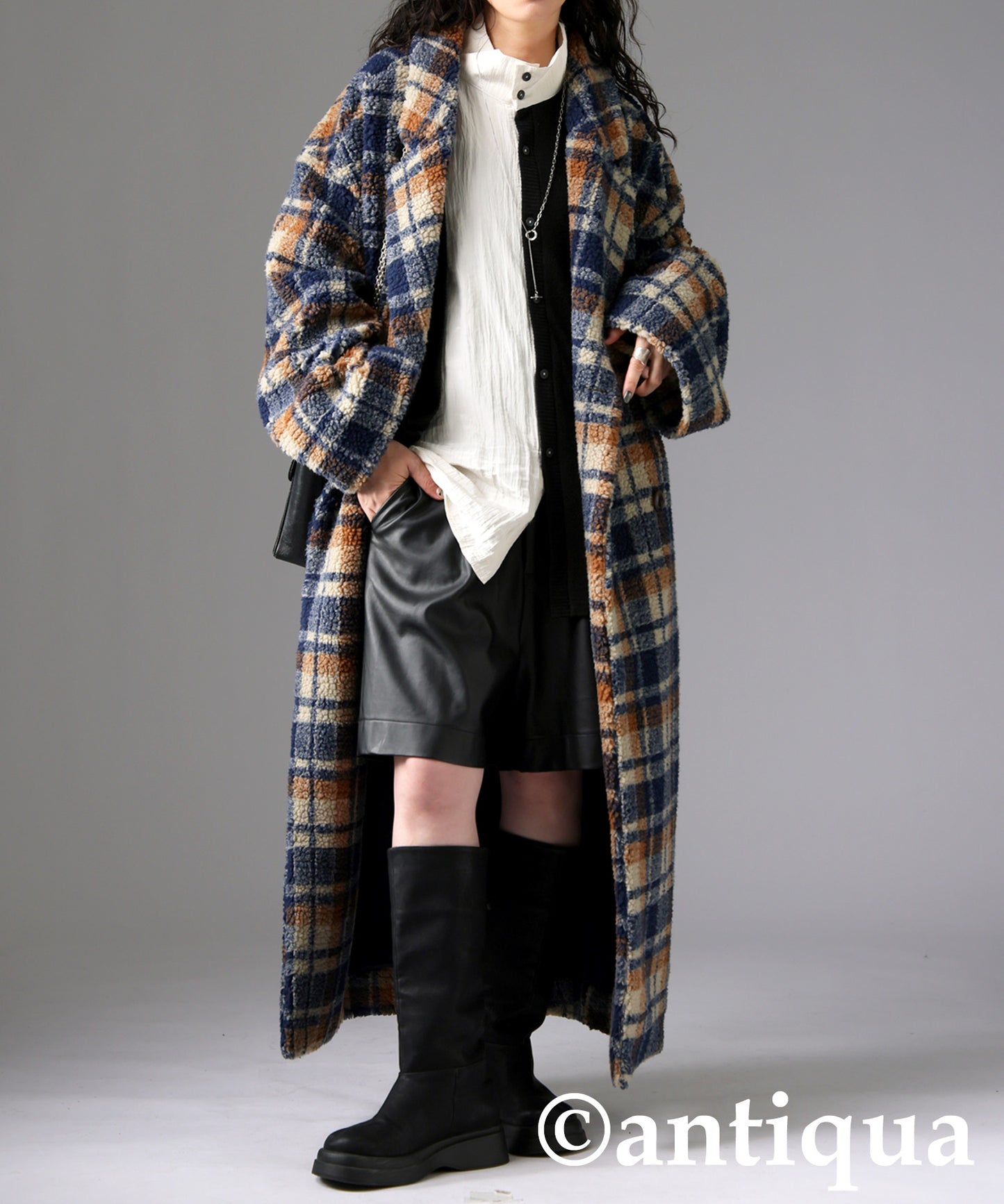 Checked Boa coat Ladies