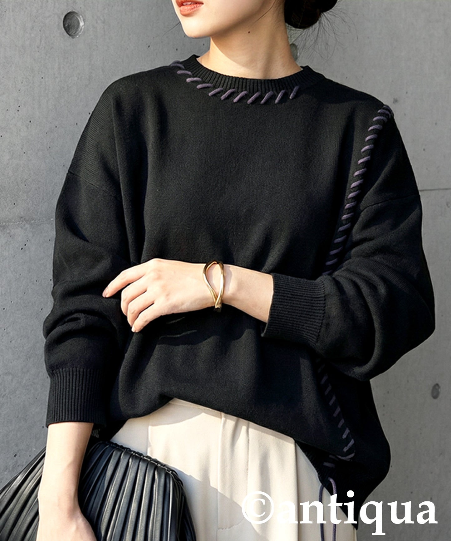 Color-Coordinated Stitch Knit Ladies