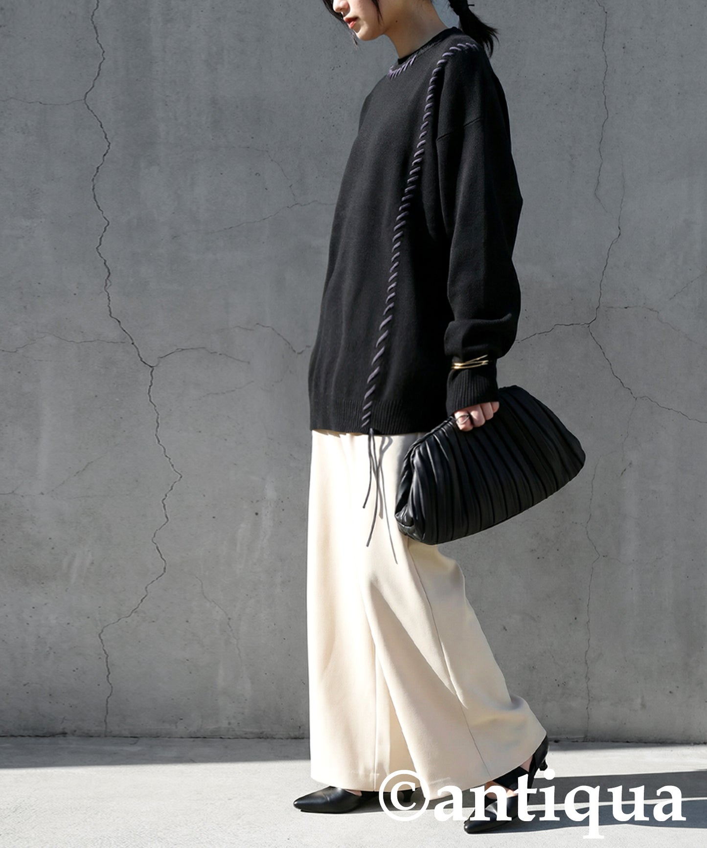 Color-Coordinated Stitch Knit Ladies