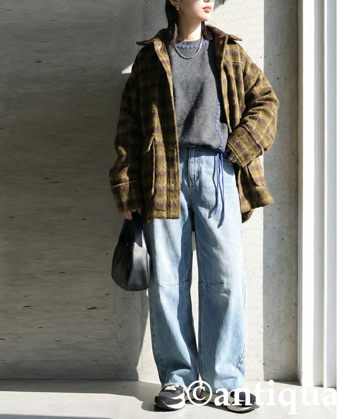 Color-Coordinated Stitch Knit Ladies