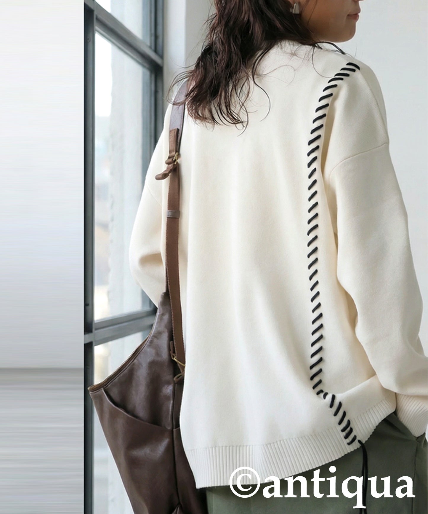 Color-Coordinated Stitch Knit Ladies