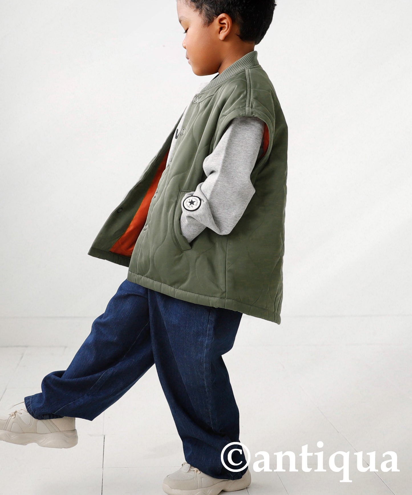 Kids 2way quilted MA-1 jacket detachable sleeve