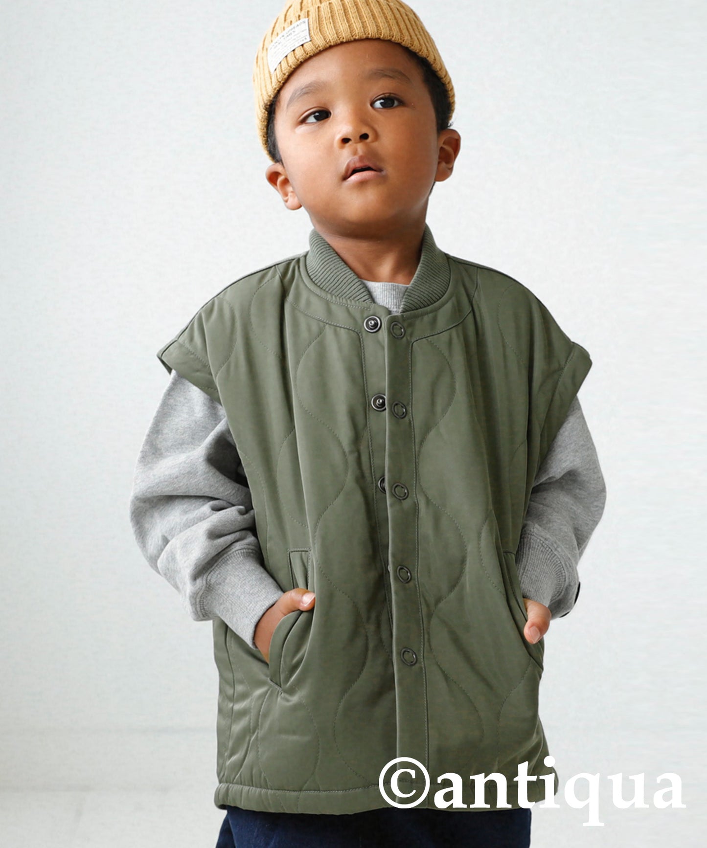 Kids 2way quilted MA-1 jacket detachable sleeve