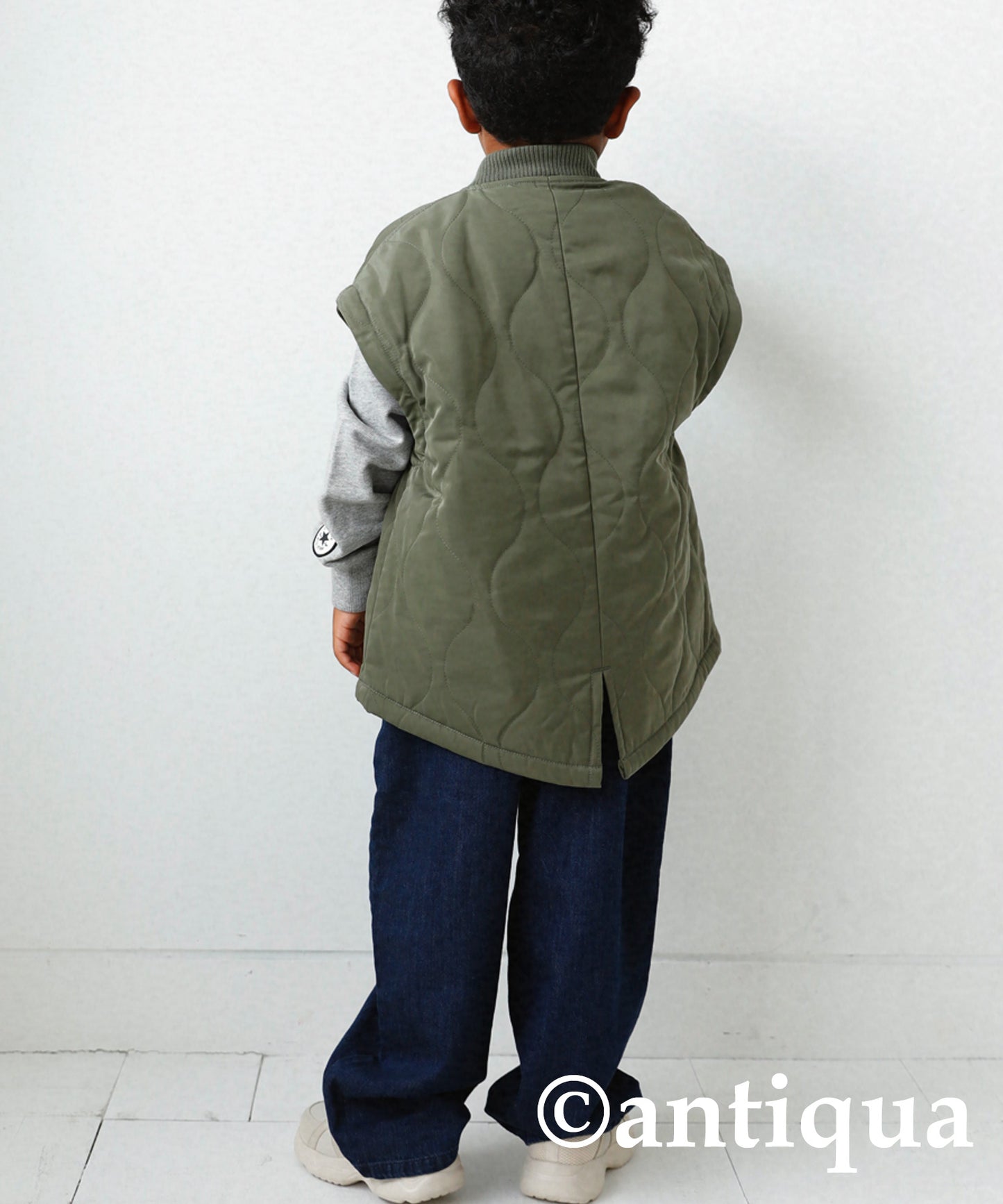 Kids 2way quilted MA-1 jacket detachable sleeve