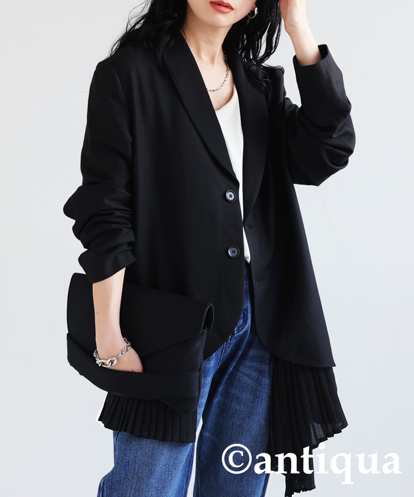 Pleated design jacket Ladies