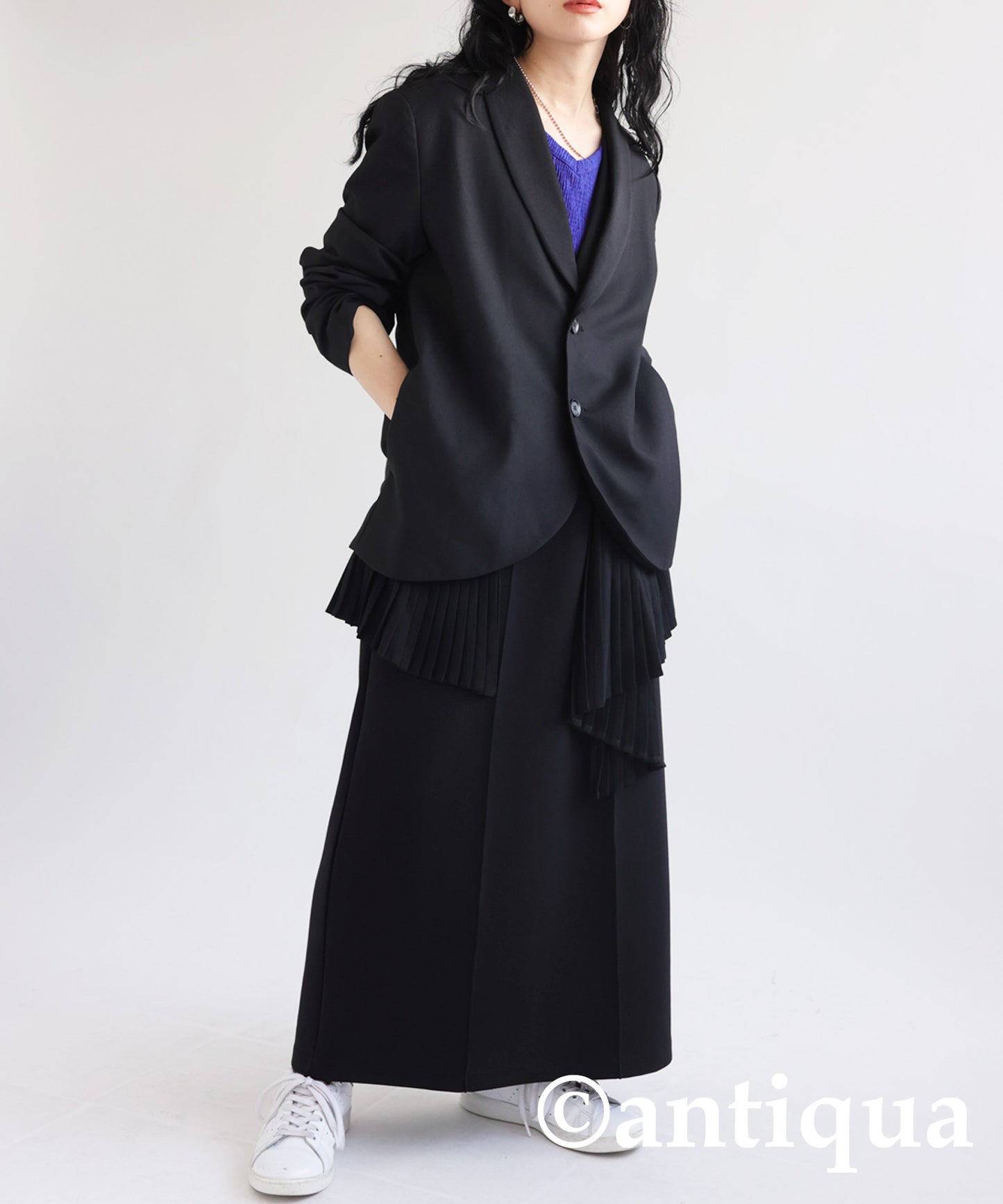 Pleated design jacket Ladies