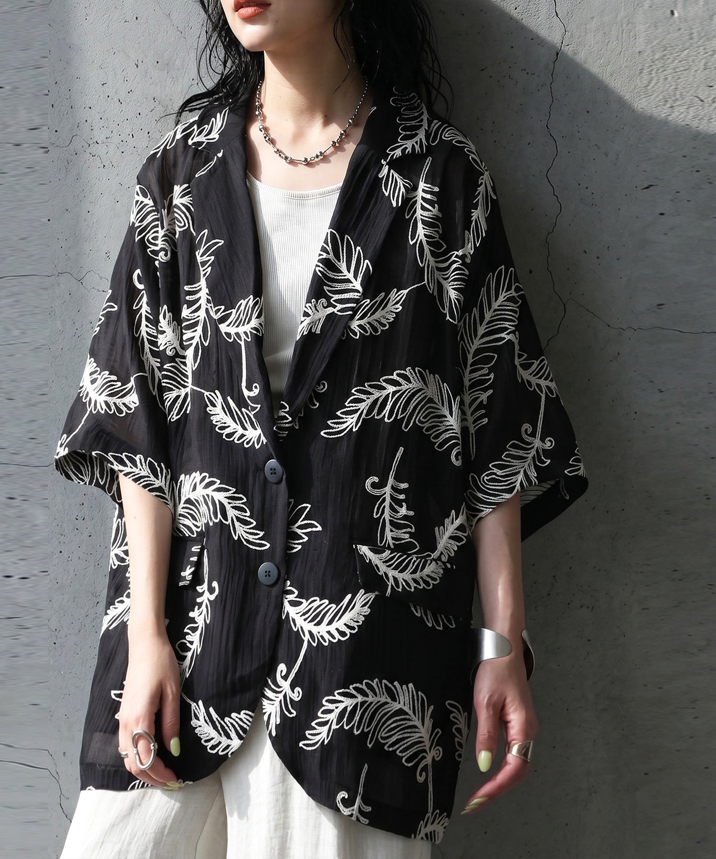 Leaf Pattern Embroidered Sheer Tailored Jacket Ladies