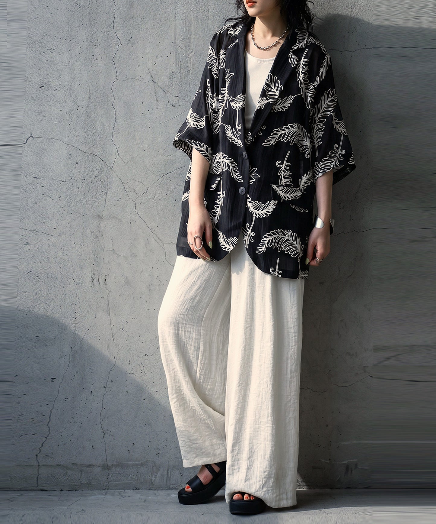 Leaf Pattern Embroidered Sheer Tailored Jacket Ladies