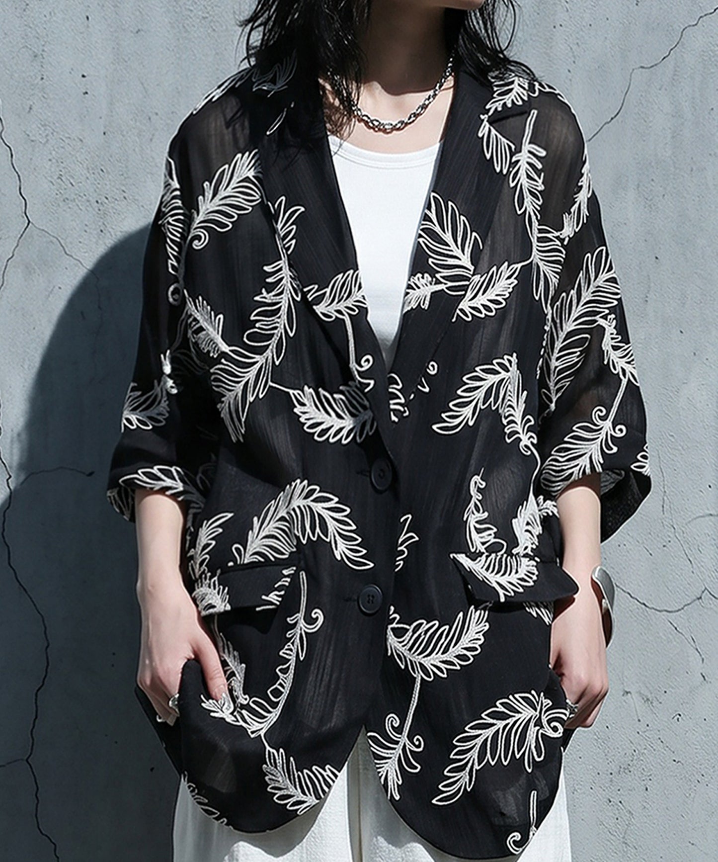 Leaf Pattern Embroidered Sheer Tailored Jacket Ladies