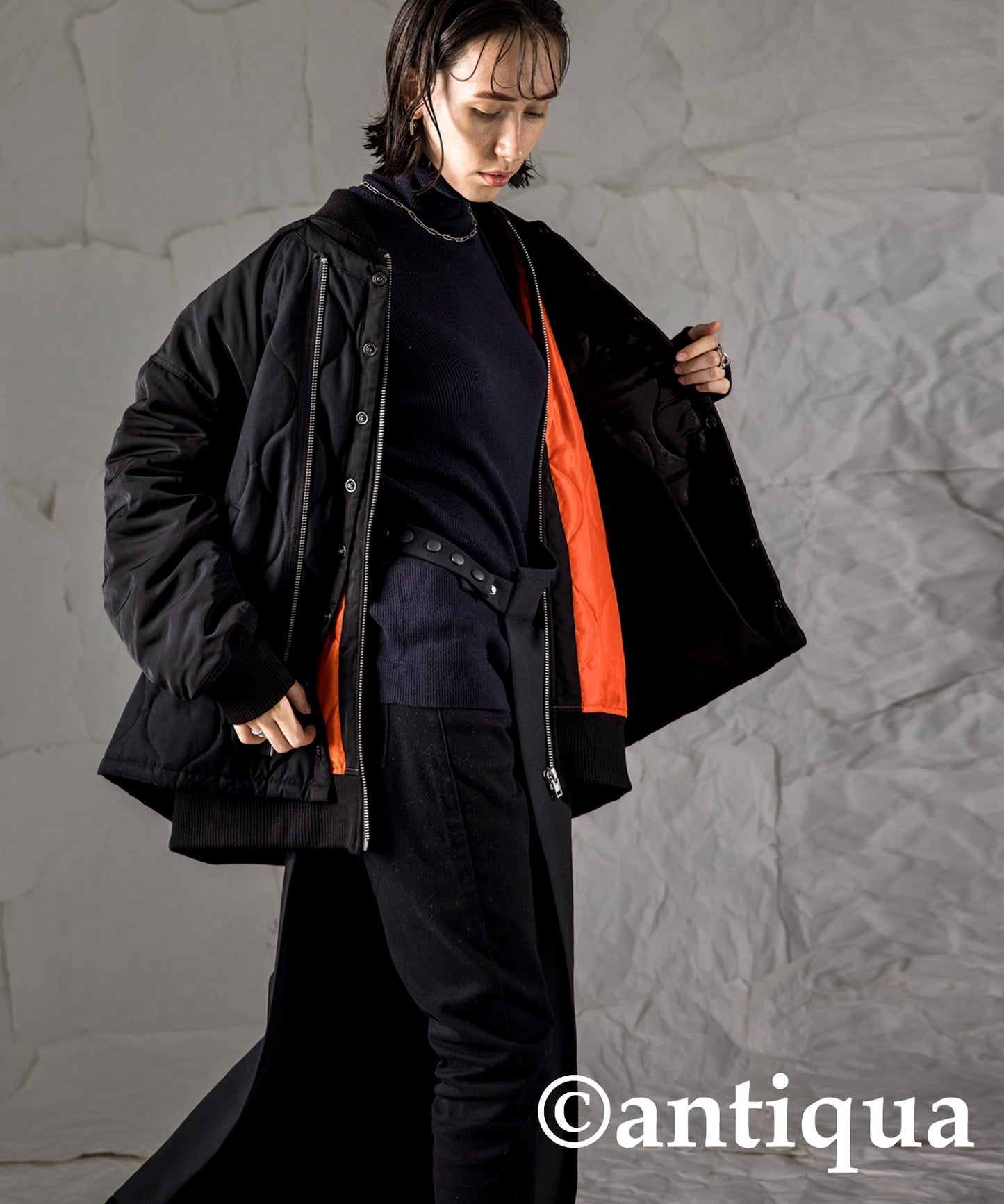 Layered style Ladies quilting coat (MA-1) raglan sleeve