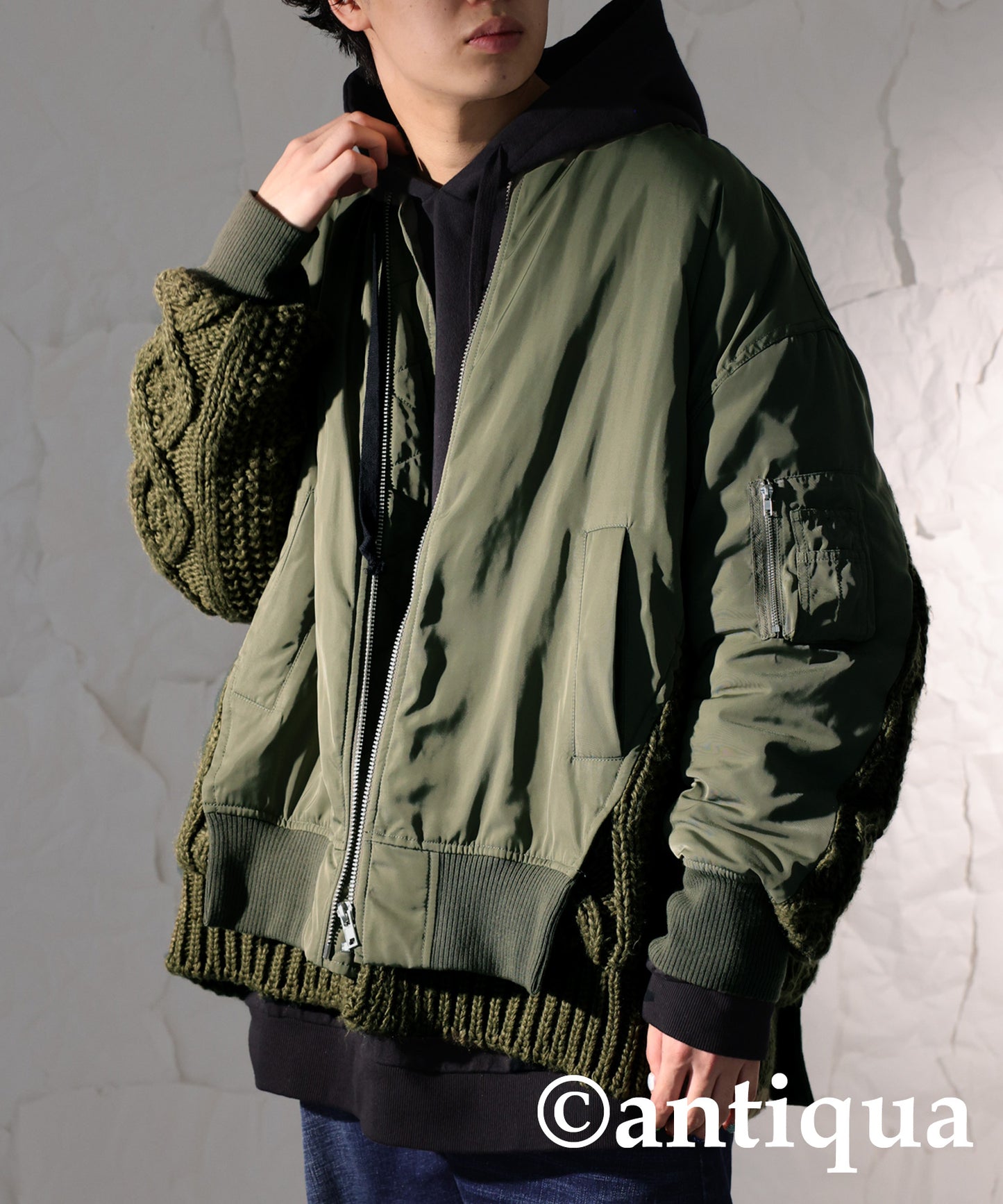 Layered like Men's quilting coat (MA-1) × cable knitting switchingdesign