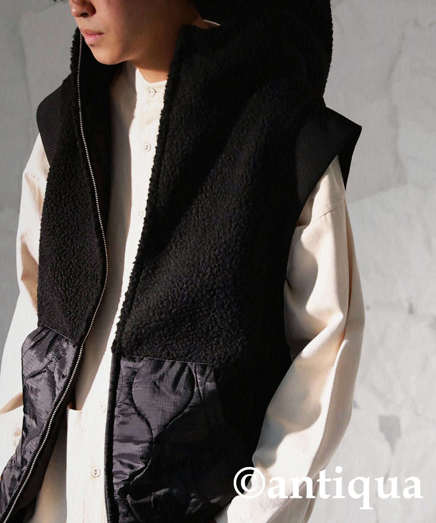 Men's quilting and boa vest with hood