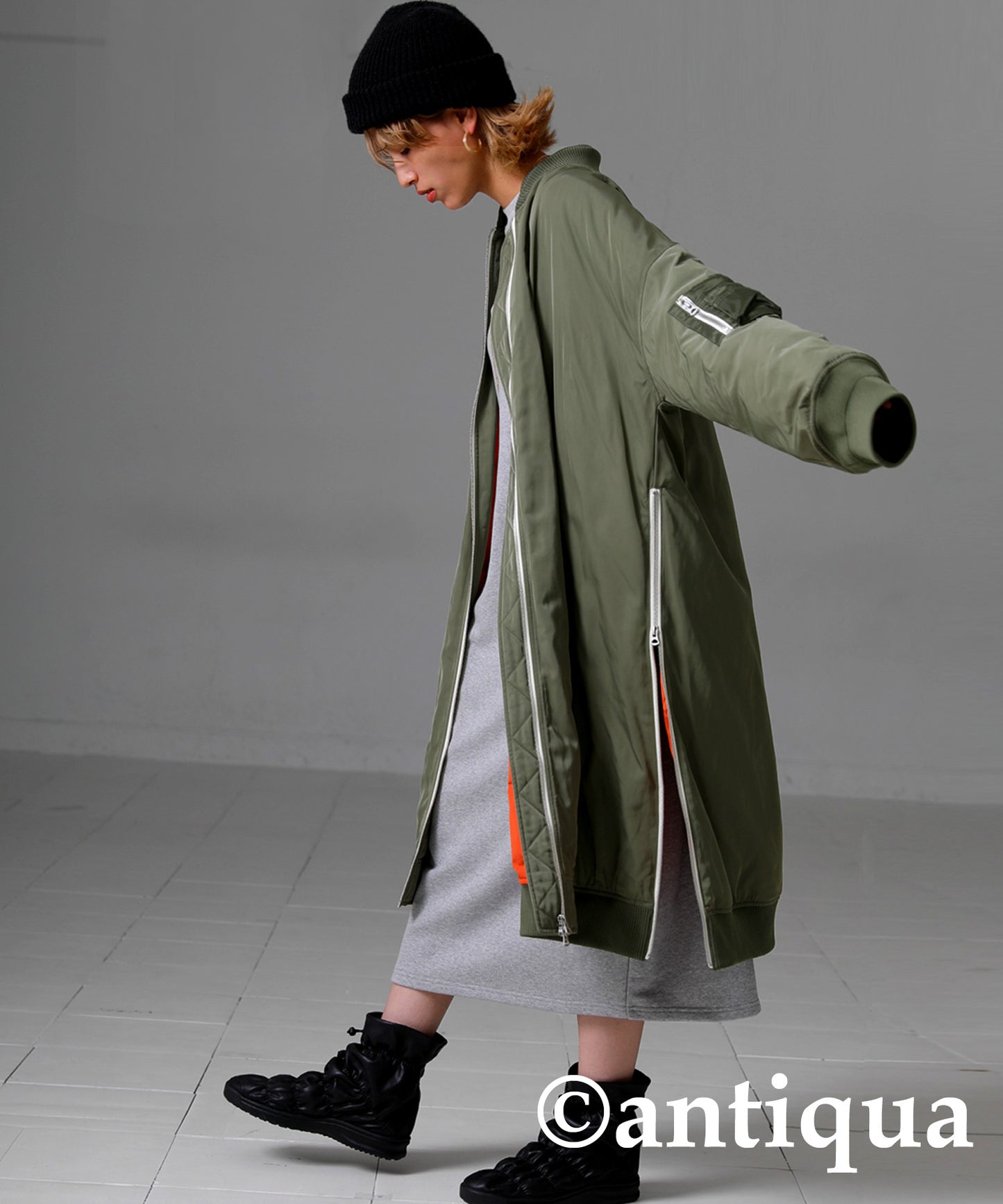 MA-1 Ladies long coat used volcanic rocks for batting