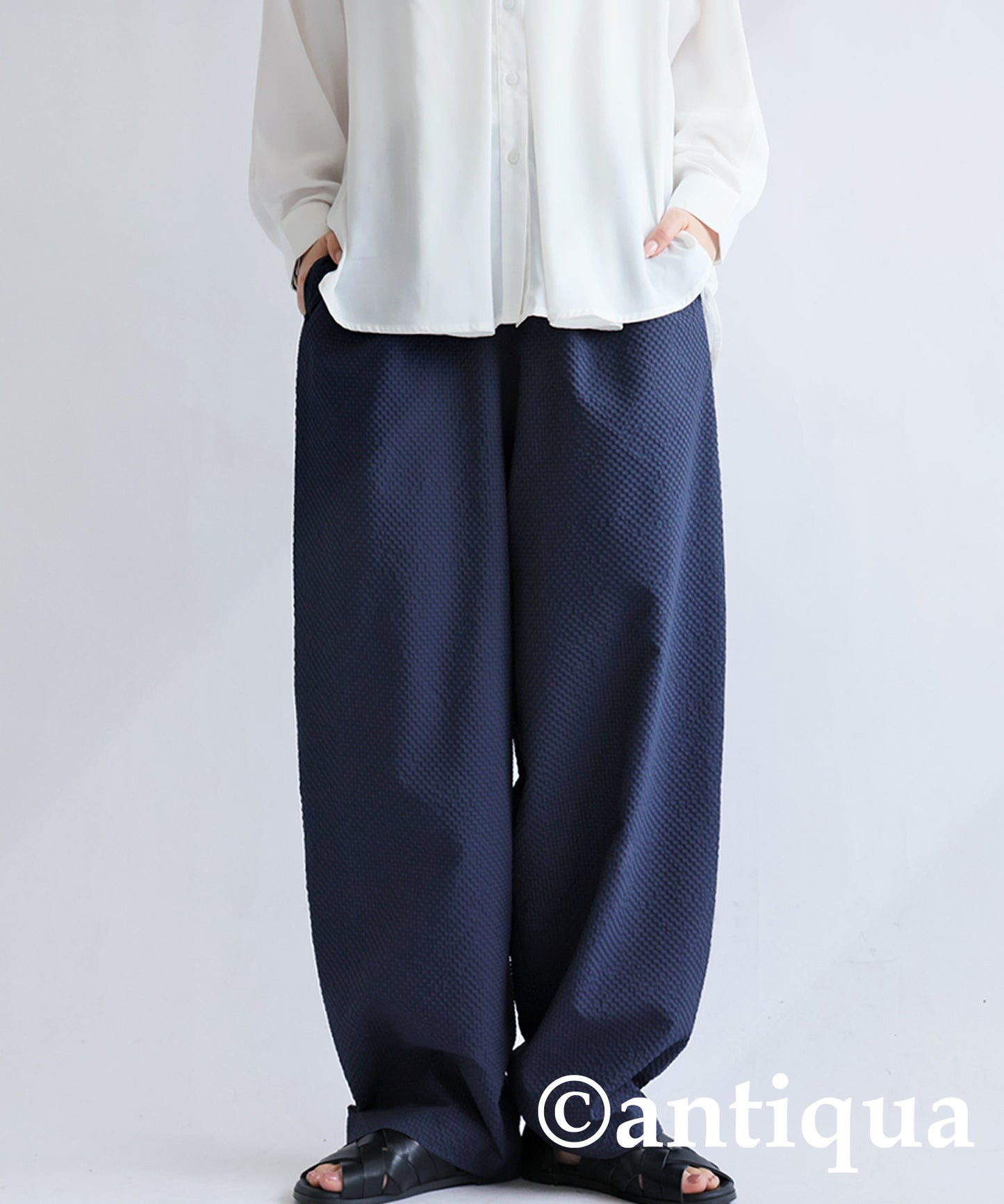 Ripple Finish Tuck Pants Ladies