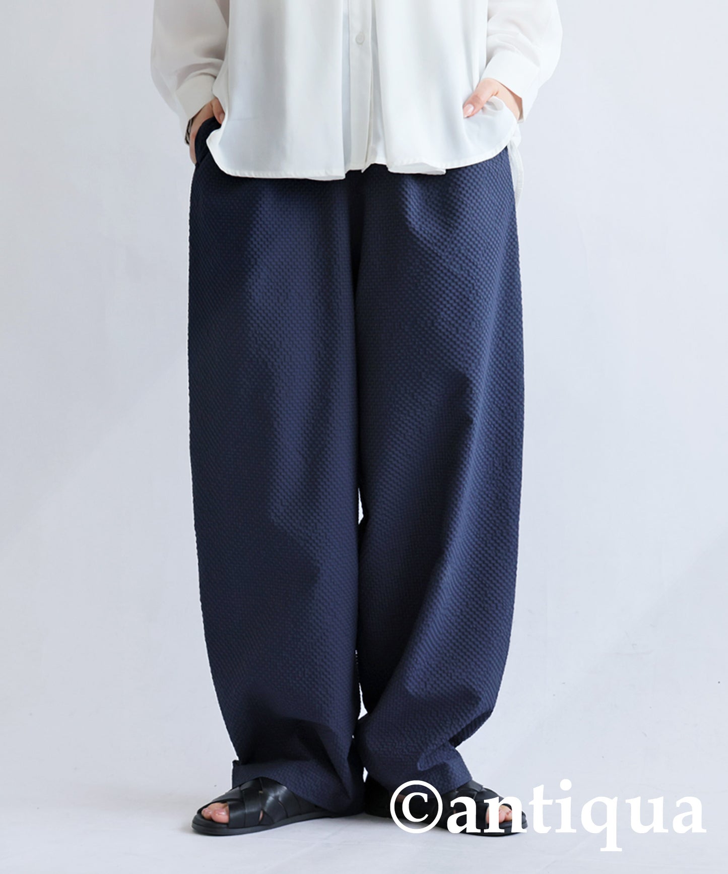 Ripple Finish Tuck Pants Ladies