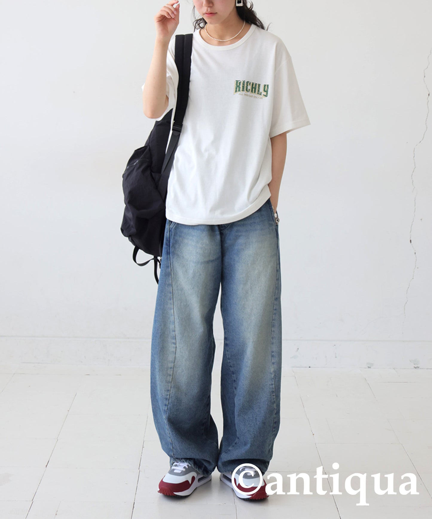 Ladies Vintage Logo T-Shirt