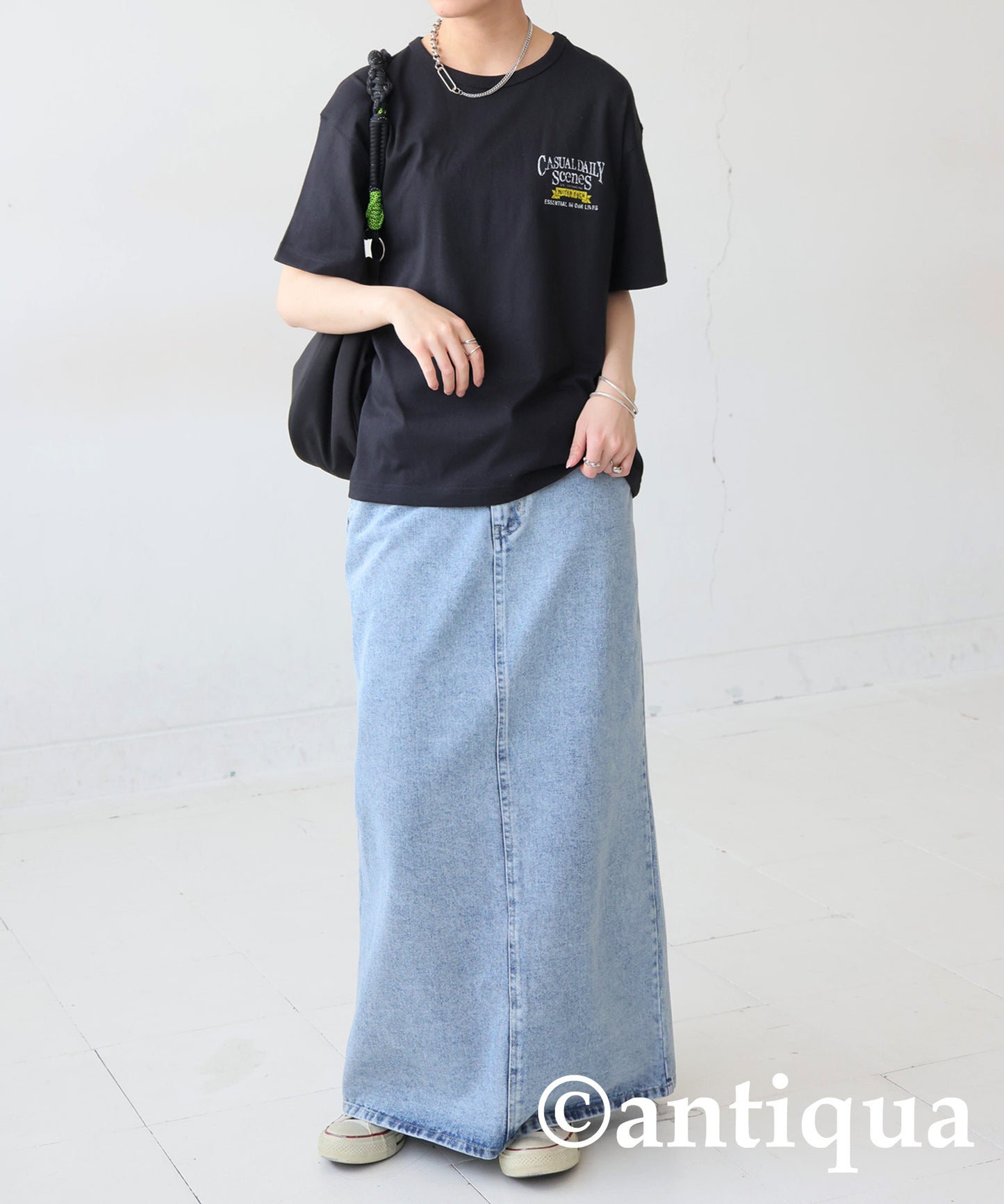 Ladies Vintage Logo T-Shirt