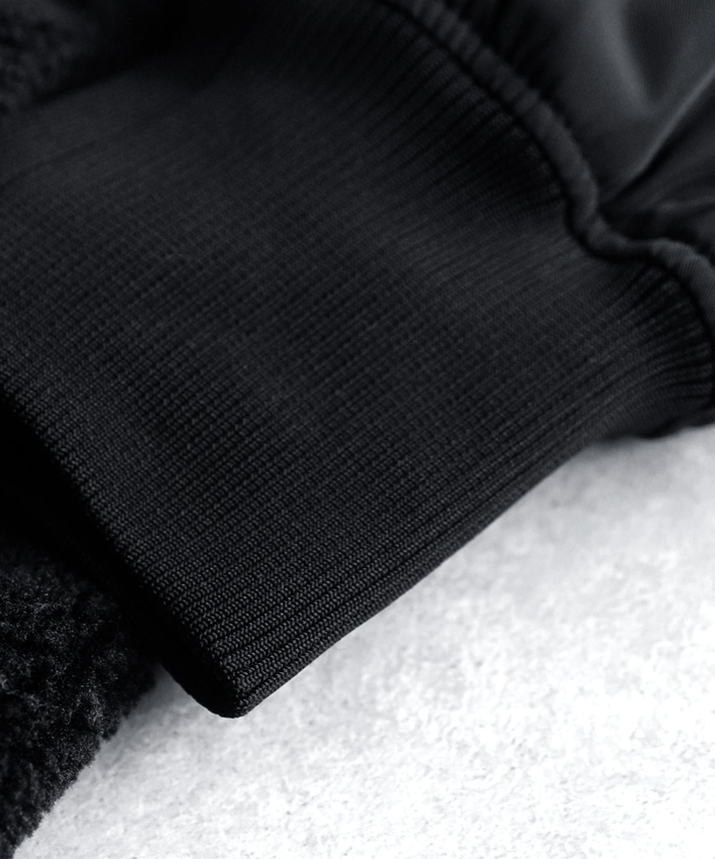 Mixed-Material Docking Boa Long Coat Men’s