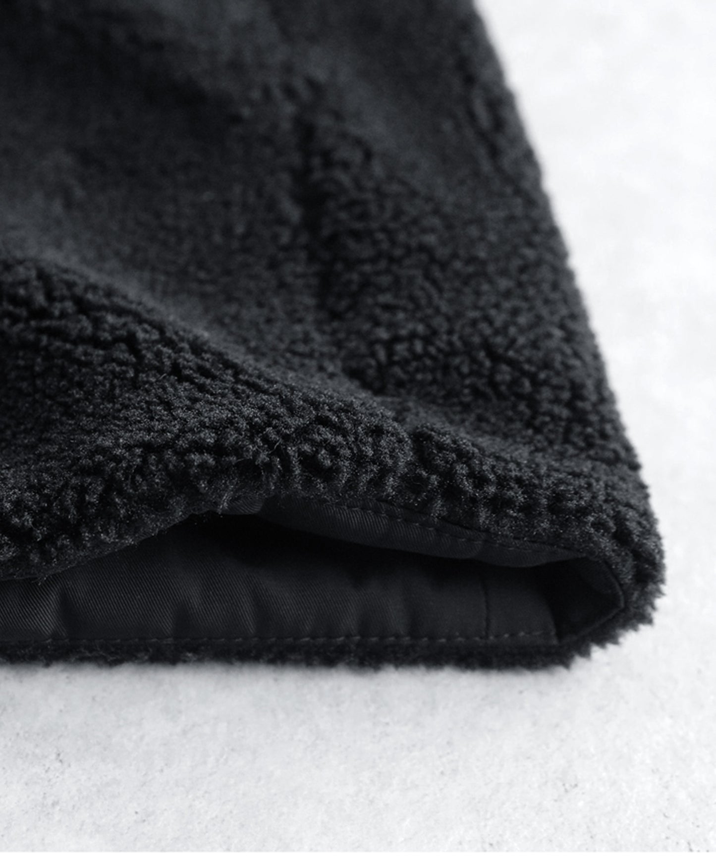 Mixed-Material Docking Boa Long Coat Men’s