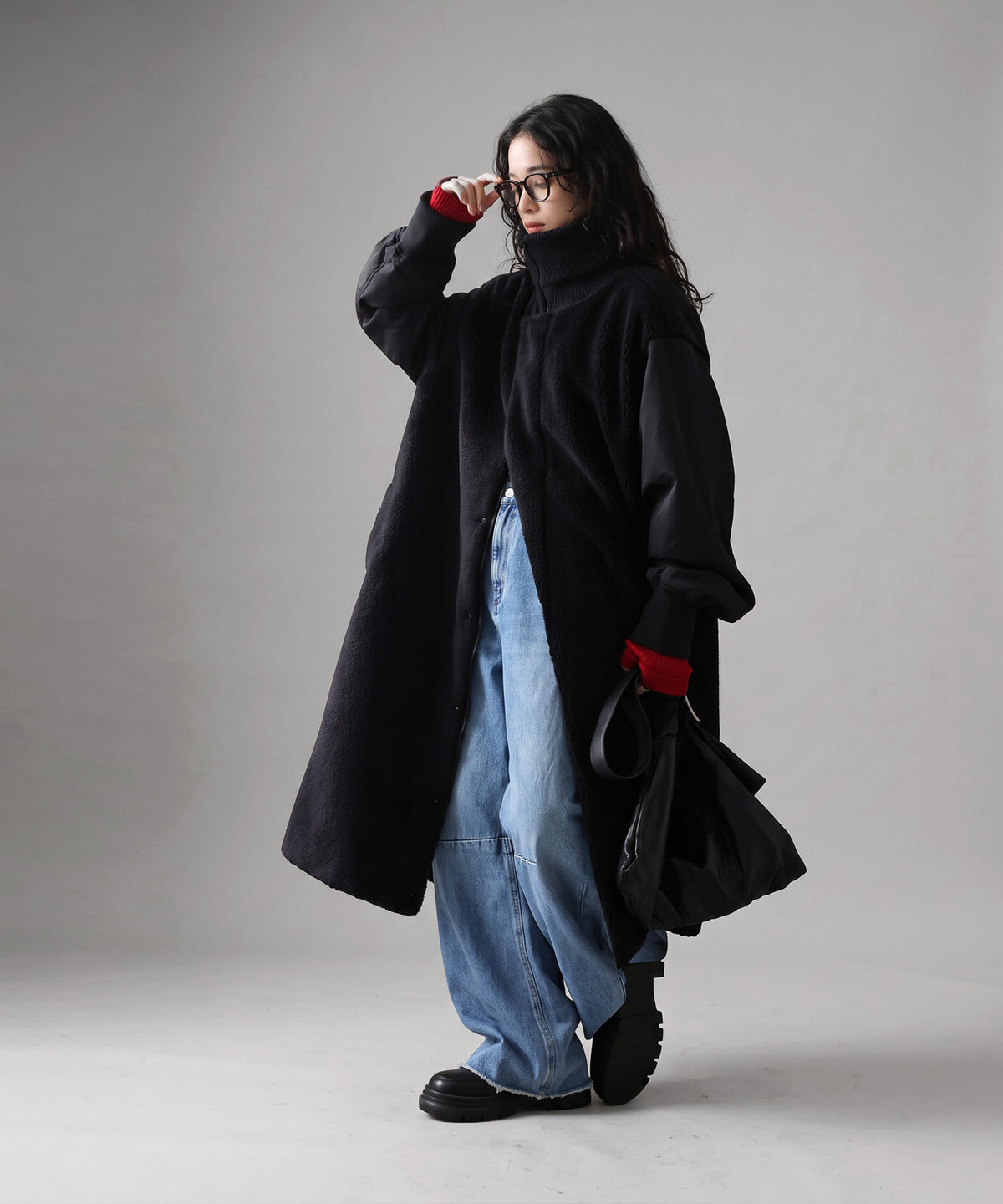 Mixed-Material Docking Boa Long Coat Ladies