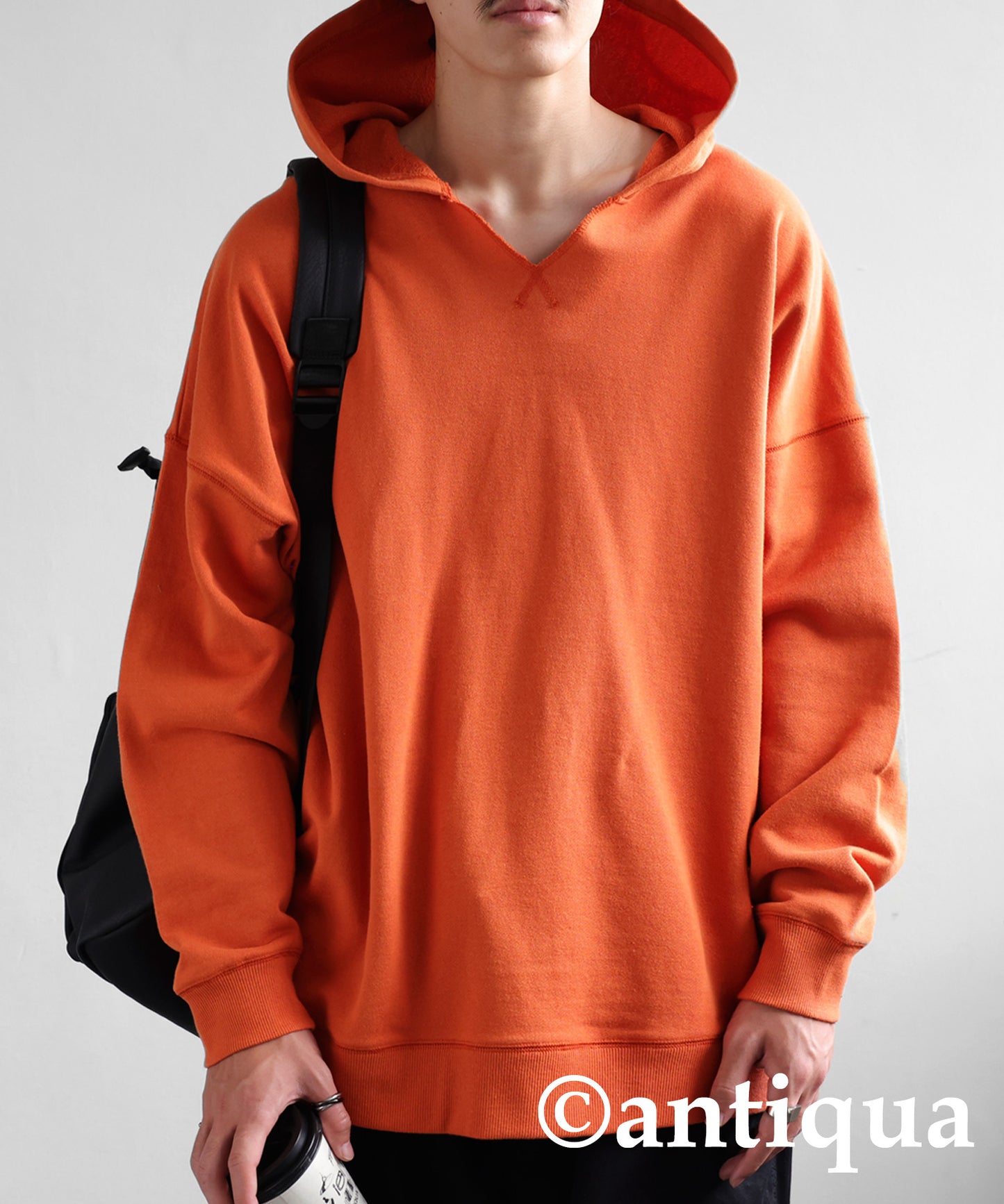 Men's hoodie slit neck wide range of color variations